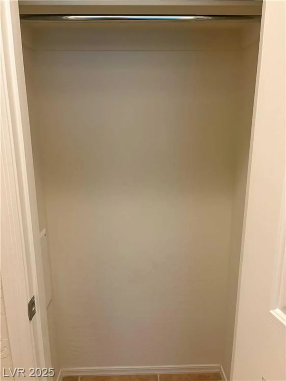 Property Slideshow image 39 of 51 | 2484 galaxy cluster st, Henderson, NV, 89044