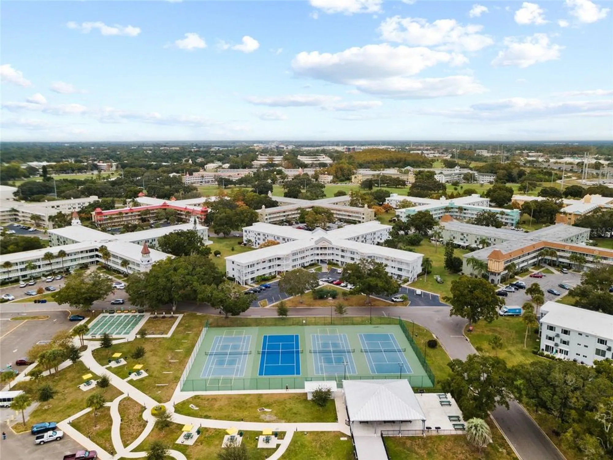 Property Slideshow image 35 of 42 | 2416 world parkway blvd 26, Clearwater, FL, 33763