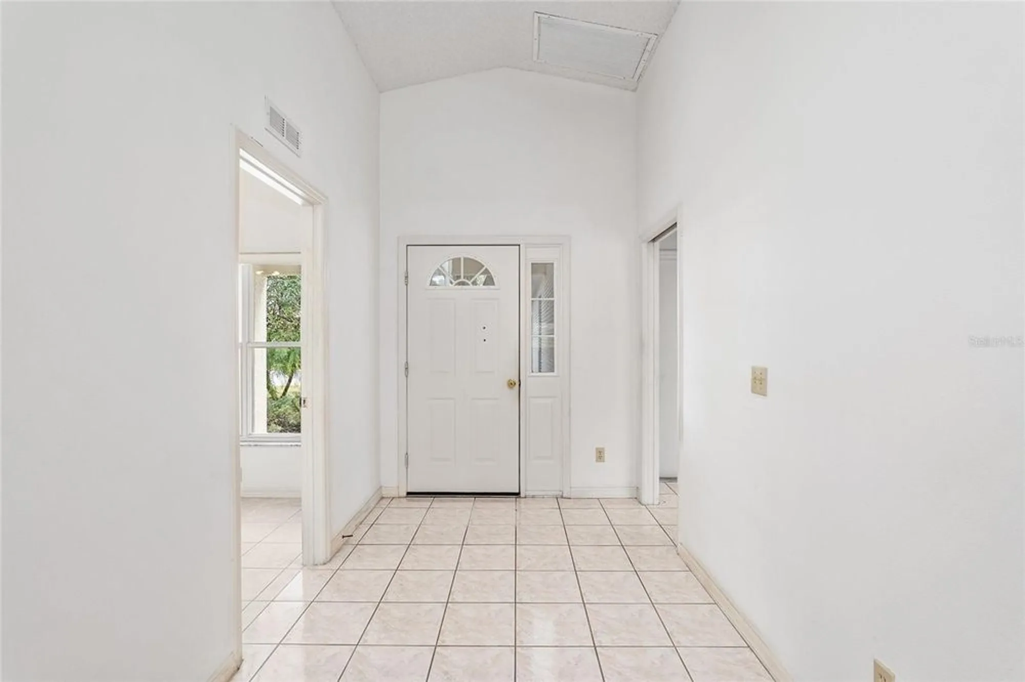Property Slideshow image 9 of 54 | 9064 sw 91st cir, Ocala, FL, 34481