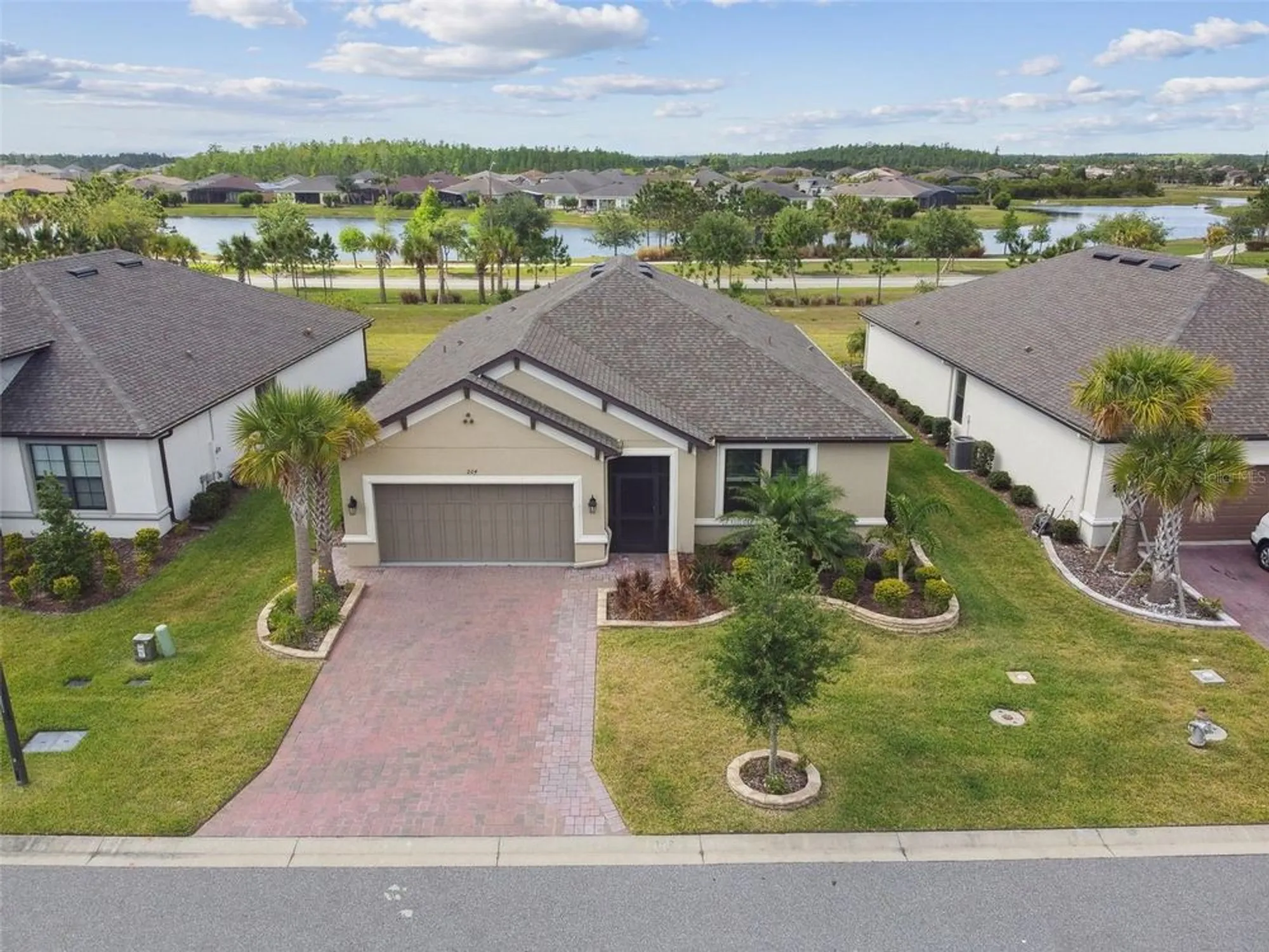 Property Slideshow image 38 of 53 | 204 bella cortina dr, Kissimmee, FL, 34759