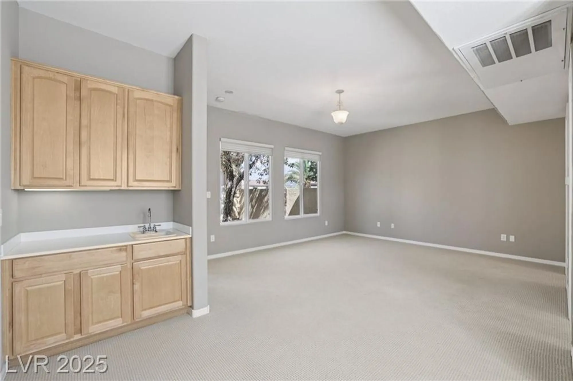 Property Slideshow image 20 of 46 | 2318 shorewood hills ave, Henderson, NV, 89052