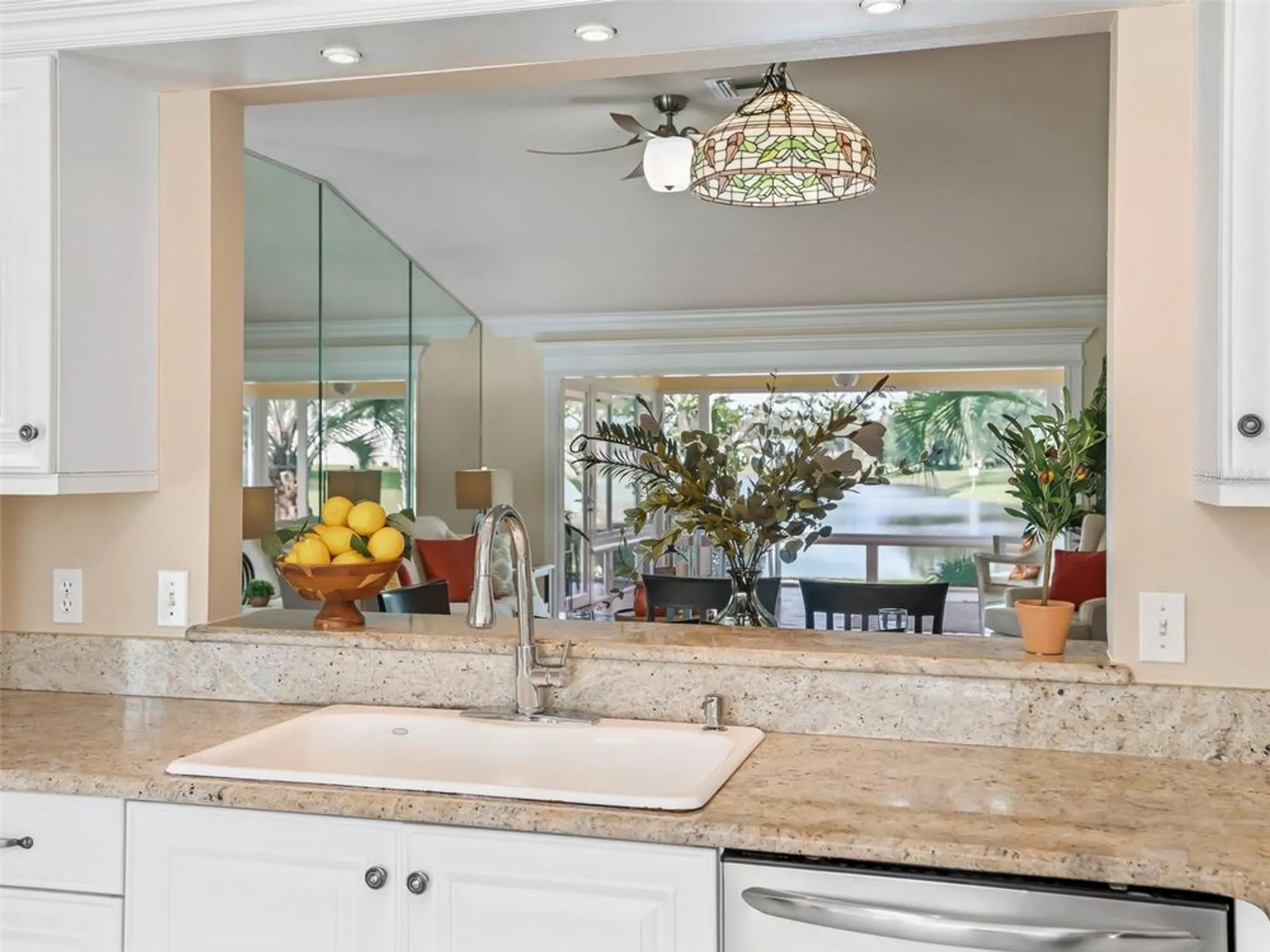 Property Slideshow image 28 of 51 | 1013 del rio dr, Lady Lake, FL, 32159