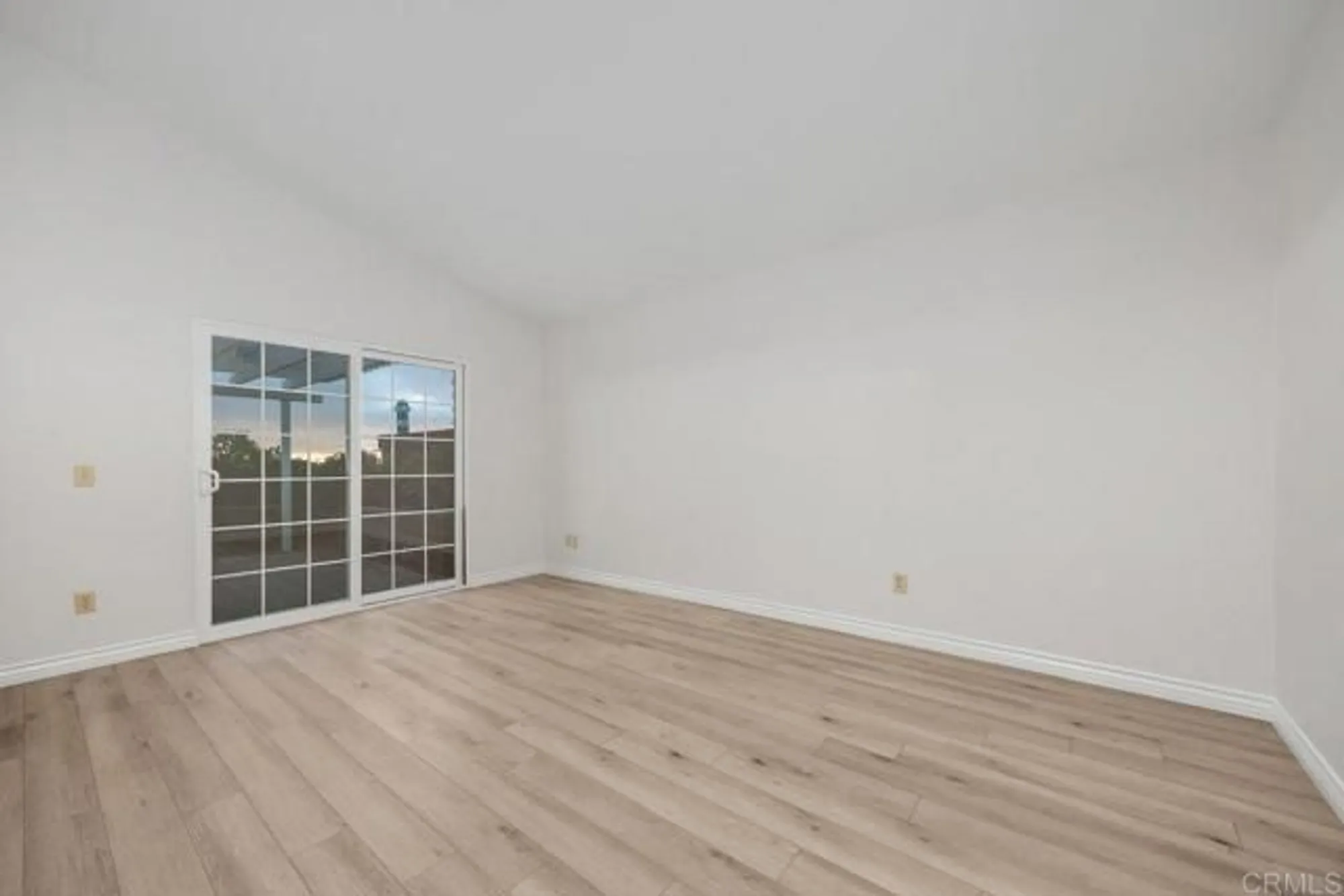 Property Slideshow image 16 of 45 | 7219 linden ter, Carlsbad, CA, 92011