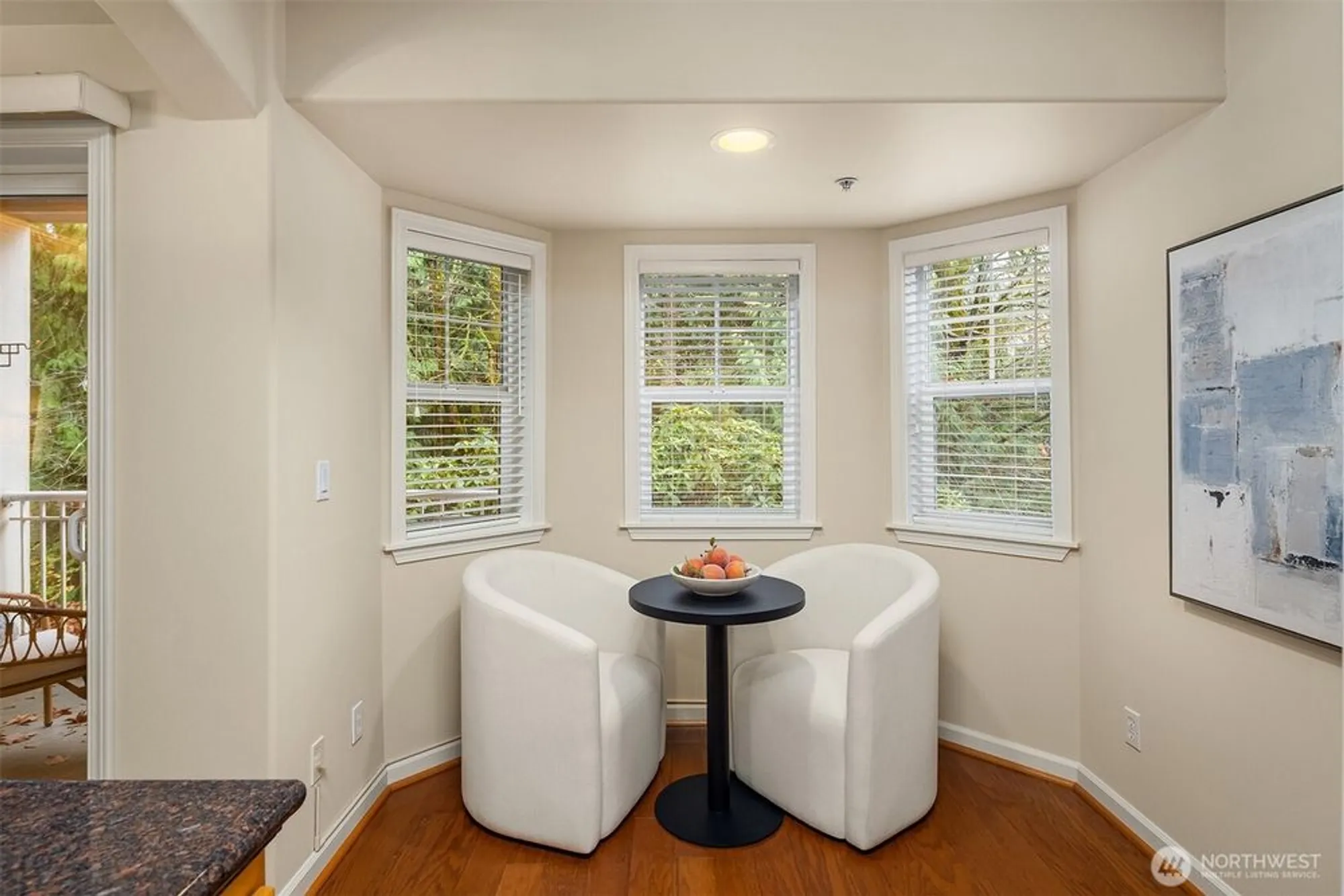 Property Slideshow image 19 of 40 | 4535 providence point pl 103, Issaquah, WA, 98029