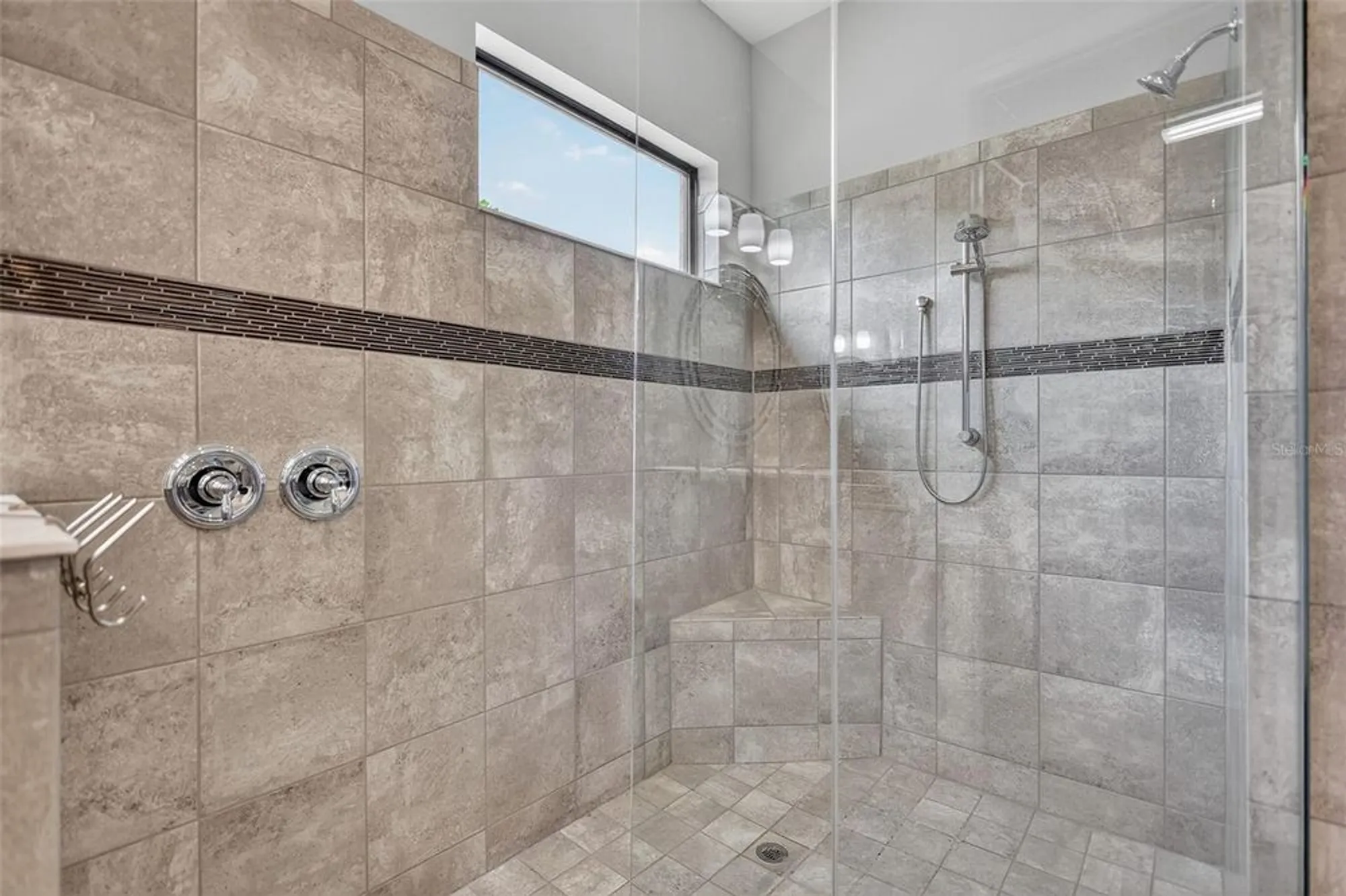 Property Slideshow image 29 of 87 | 13208 sorrento way, Bradenton, FL, 34211