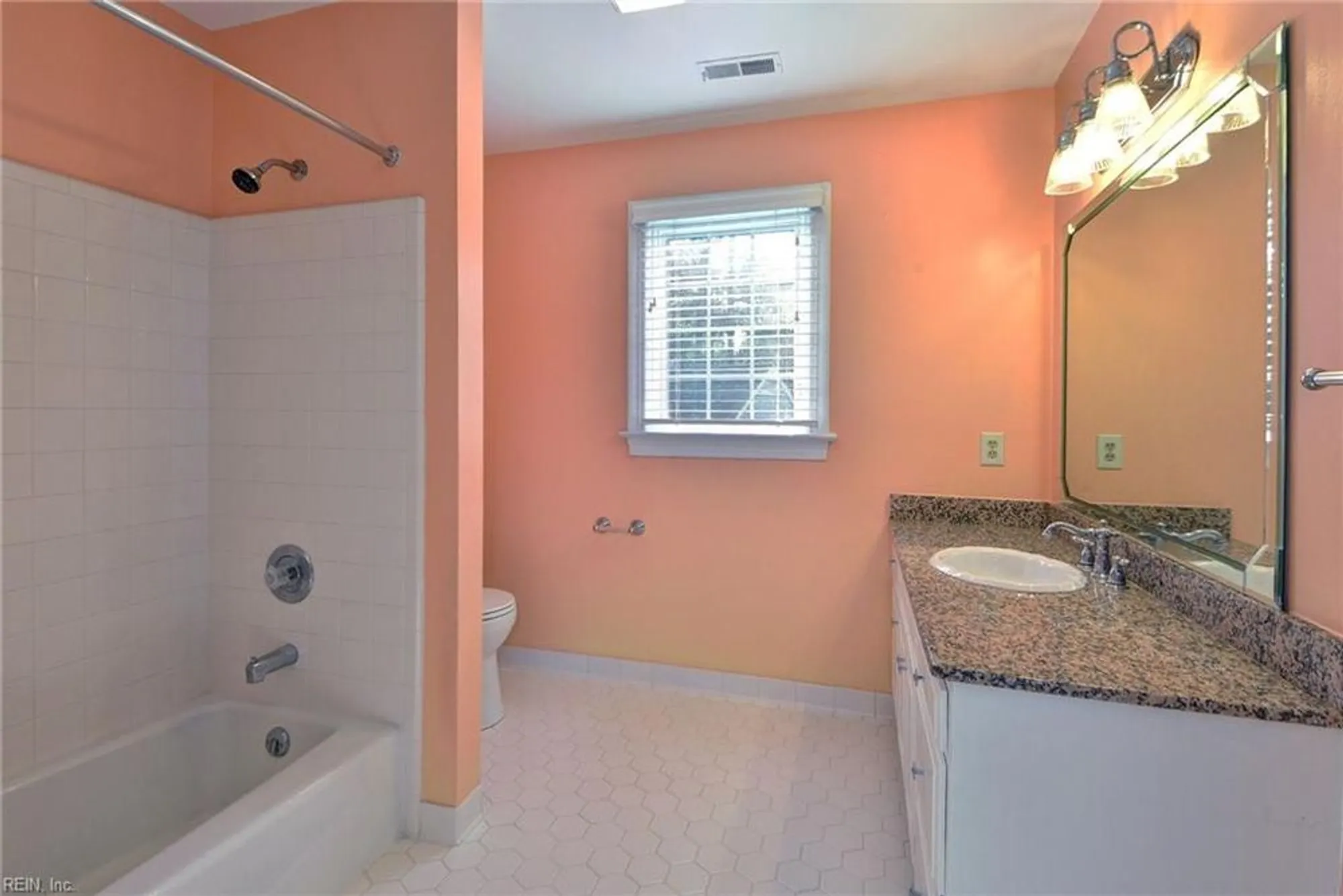 Property Slideshow image 23 of 49 | 207 william barksdale, Williamsburg, VA, 23185