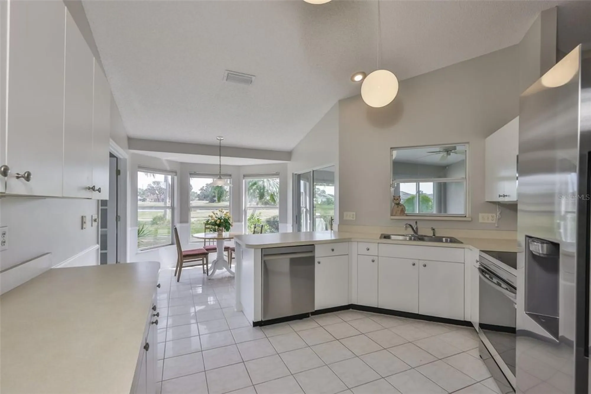 Property Slideshow image 12 of 44 | 731 winterbrooke way, Sun City Center, FL, 33573