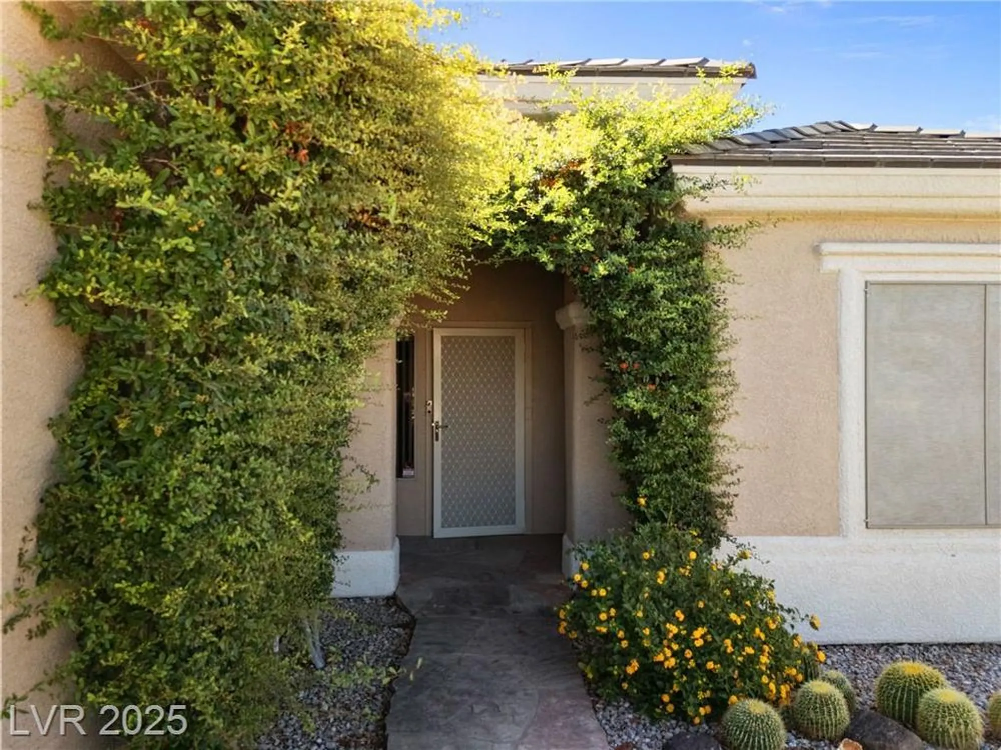 Property Slideshow image 6 of 40 | 2145 king mesa dr, Henderson, NV, 89012