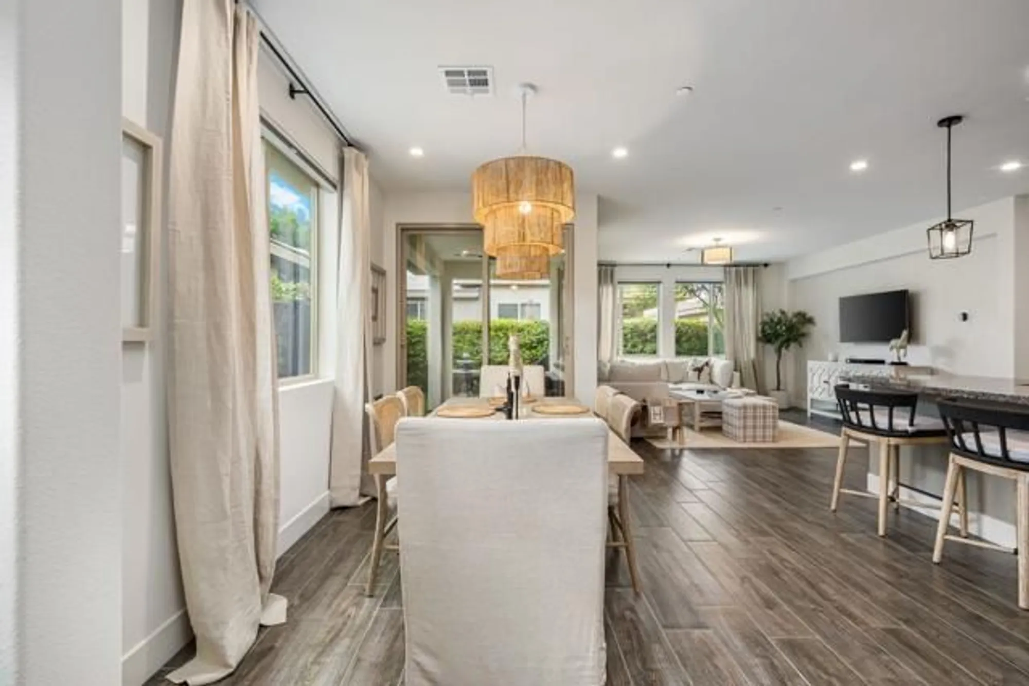 Property Slideshow image 11 of 55 | 51725 ponderosa dr, Indio, CA, 92201