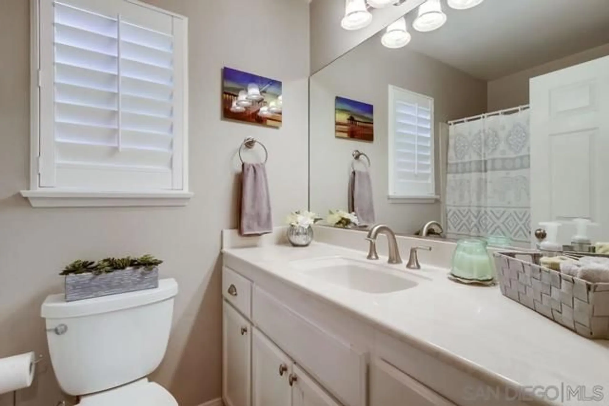 Property Slideshow image 22 of 40 | 1024 la tierra dr, San Marcos, CA, 92078