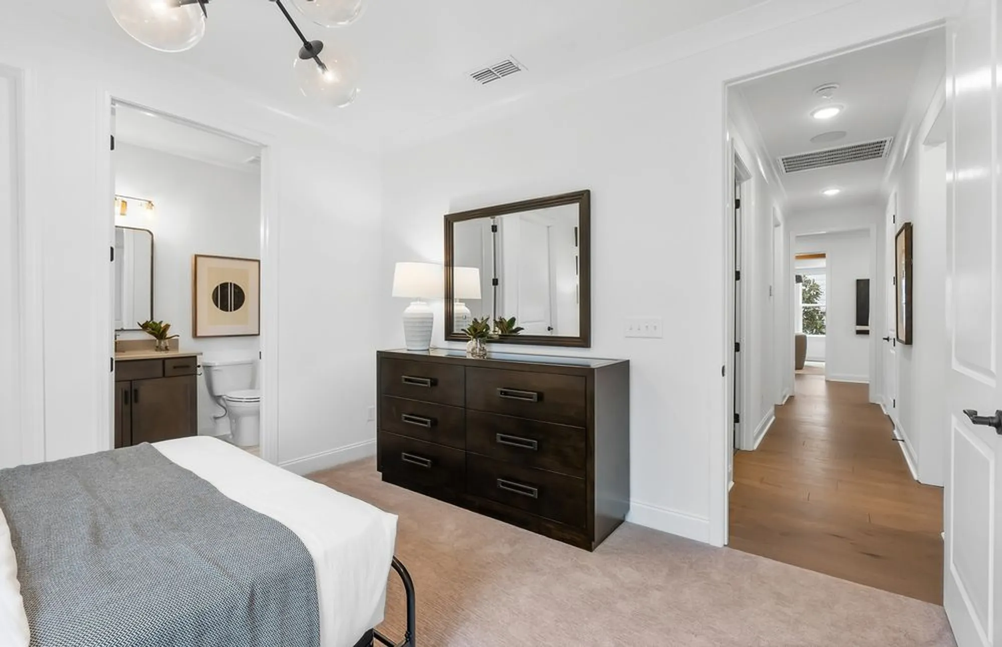 Property Slideshow image 31 of 65 | 821 everglade dr unit e, Lebanon, TN, 37090