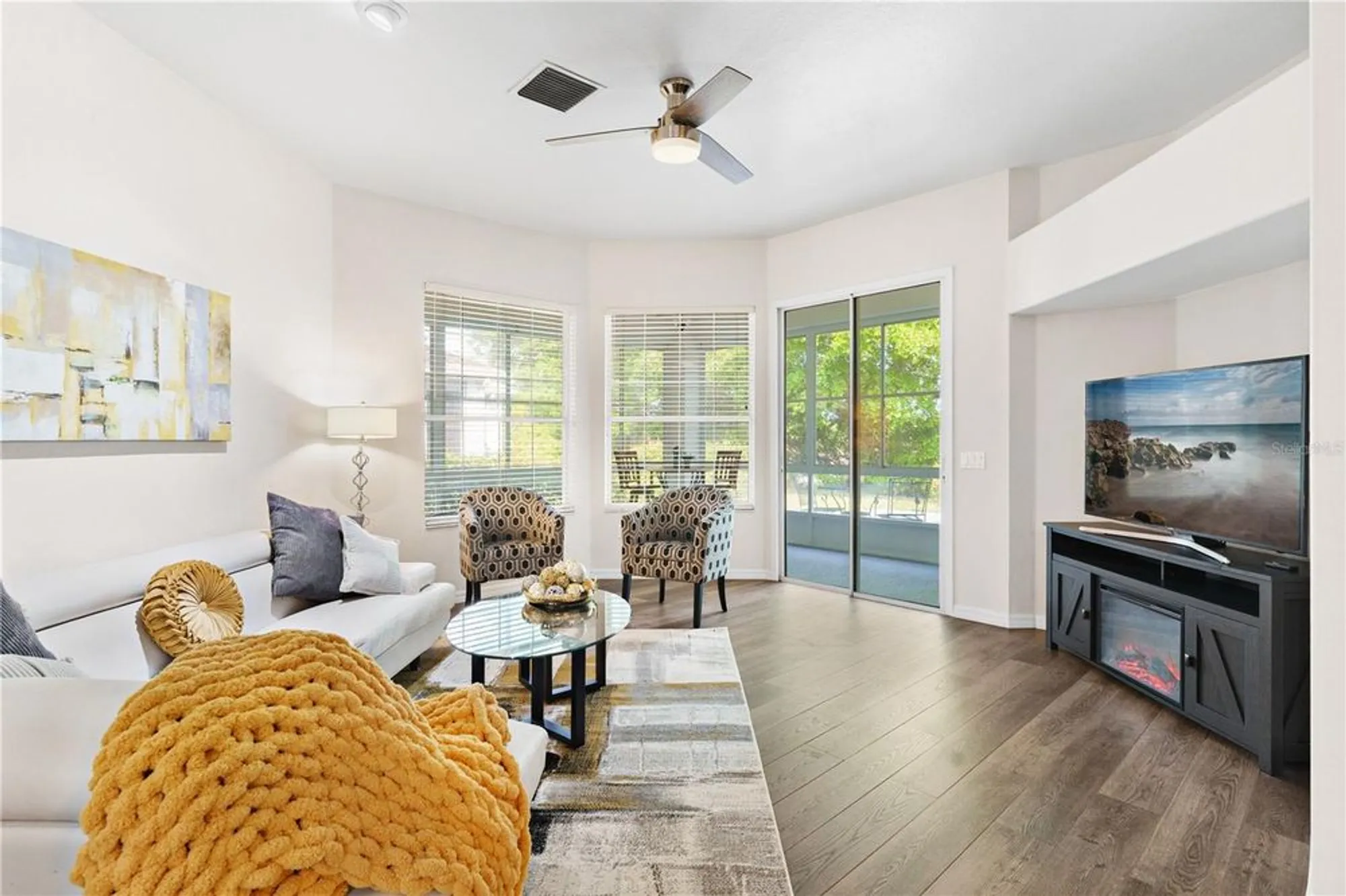 Property Slideshow image 6 of 44 | 6152 topsail rd, Lady Lake, FL, 32159