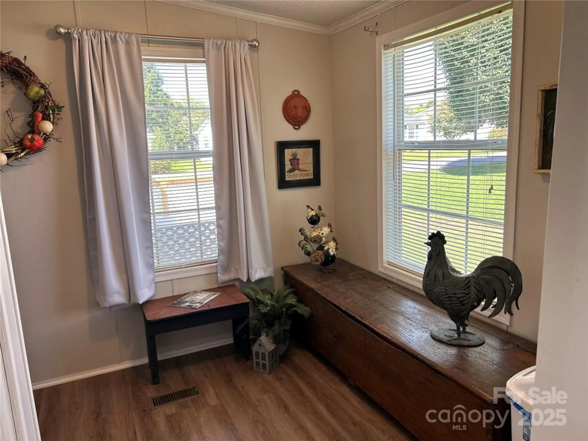 Property Slideshow image 16 of 43 | 429 riverwind dr, Hendersonville, NC, 28739