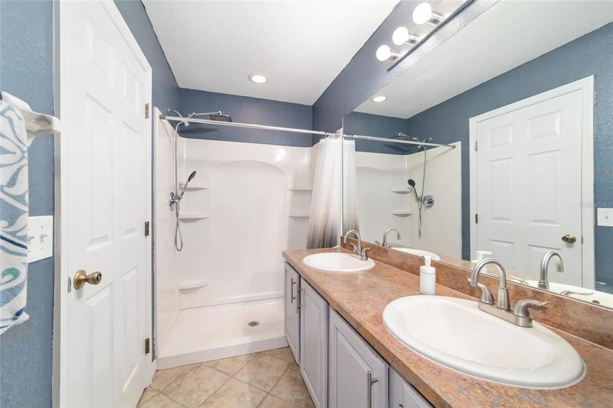 Property Slideshow image 45 of 76 | 5094 ne 122nd blvd, Oxford, FL, 34484