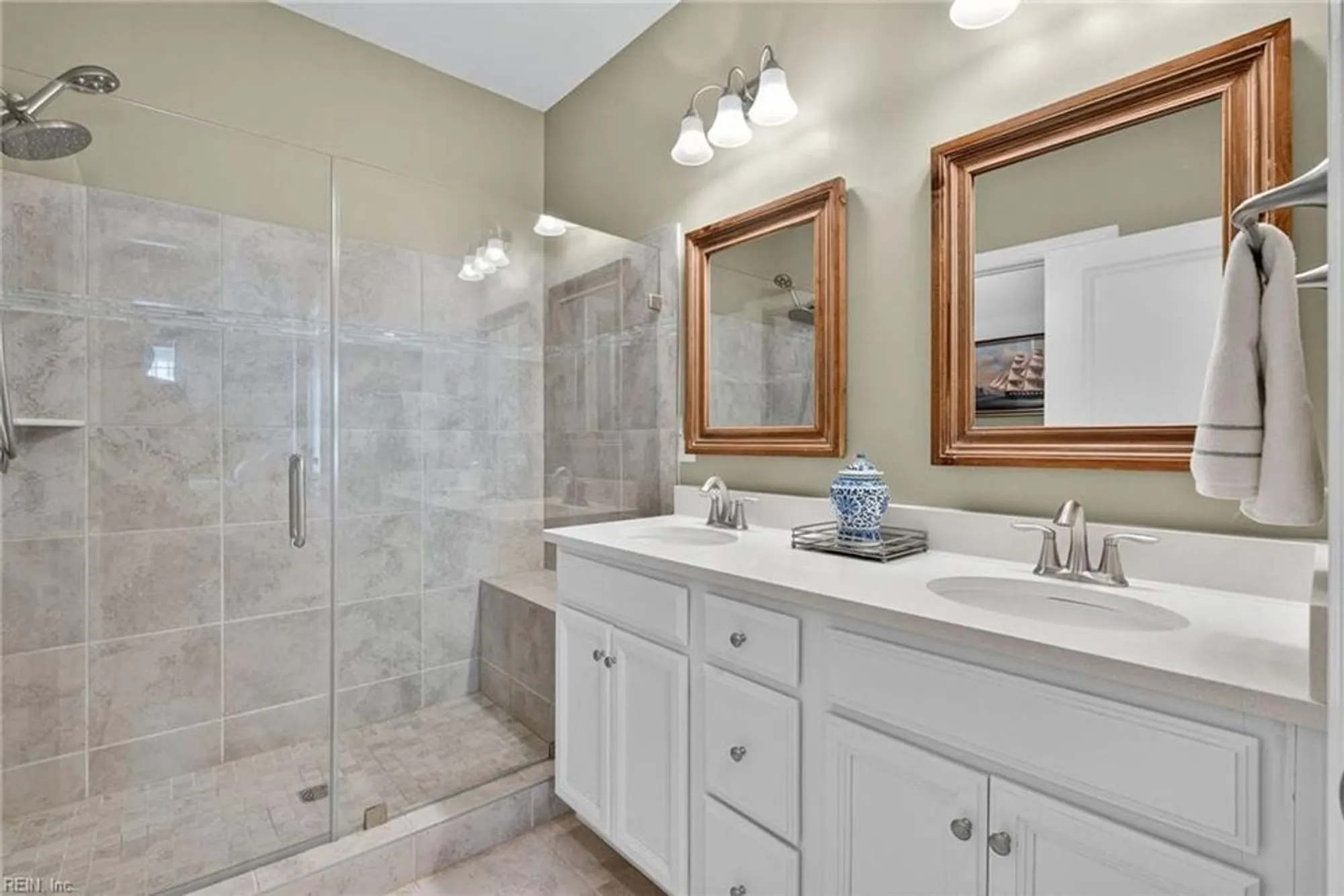 Property Slideshow image 16 of 40 | 6417 yarmouth run, Williamsburg, VA, 23188