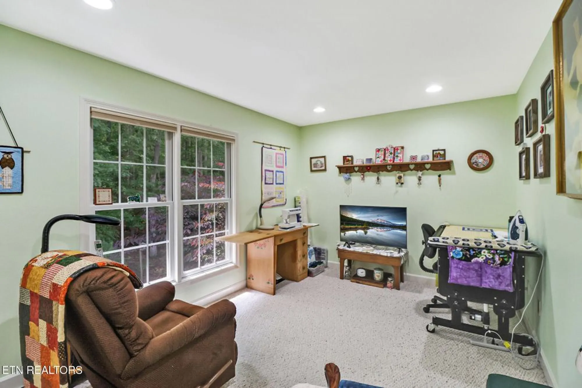 Property Slideshow image 26 of 46 | 169 forest view dr, Crossville, TN, 38558