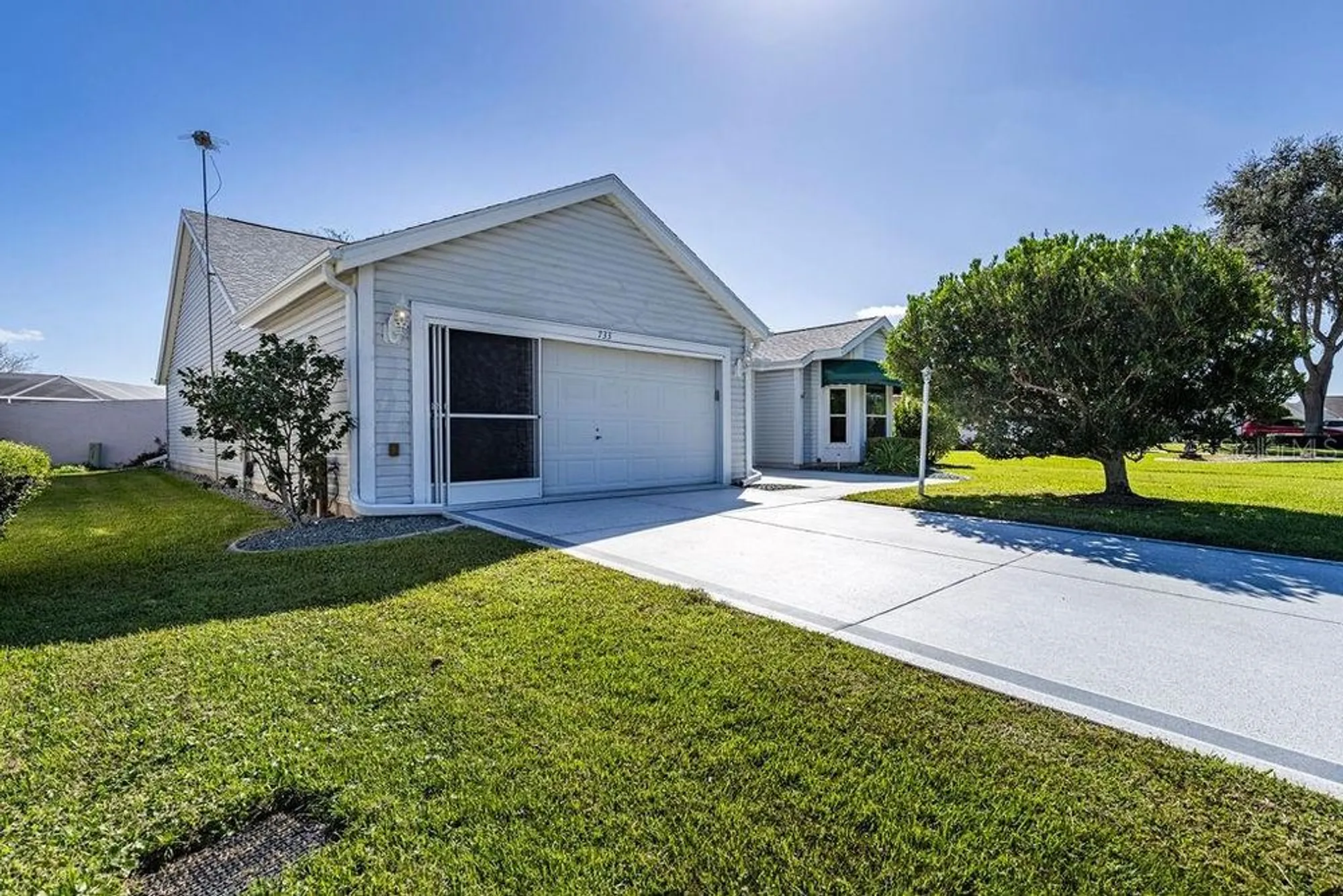Property Slideshow image 32 of 47 | 733 palma dr, The Villages, FL, 32159