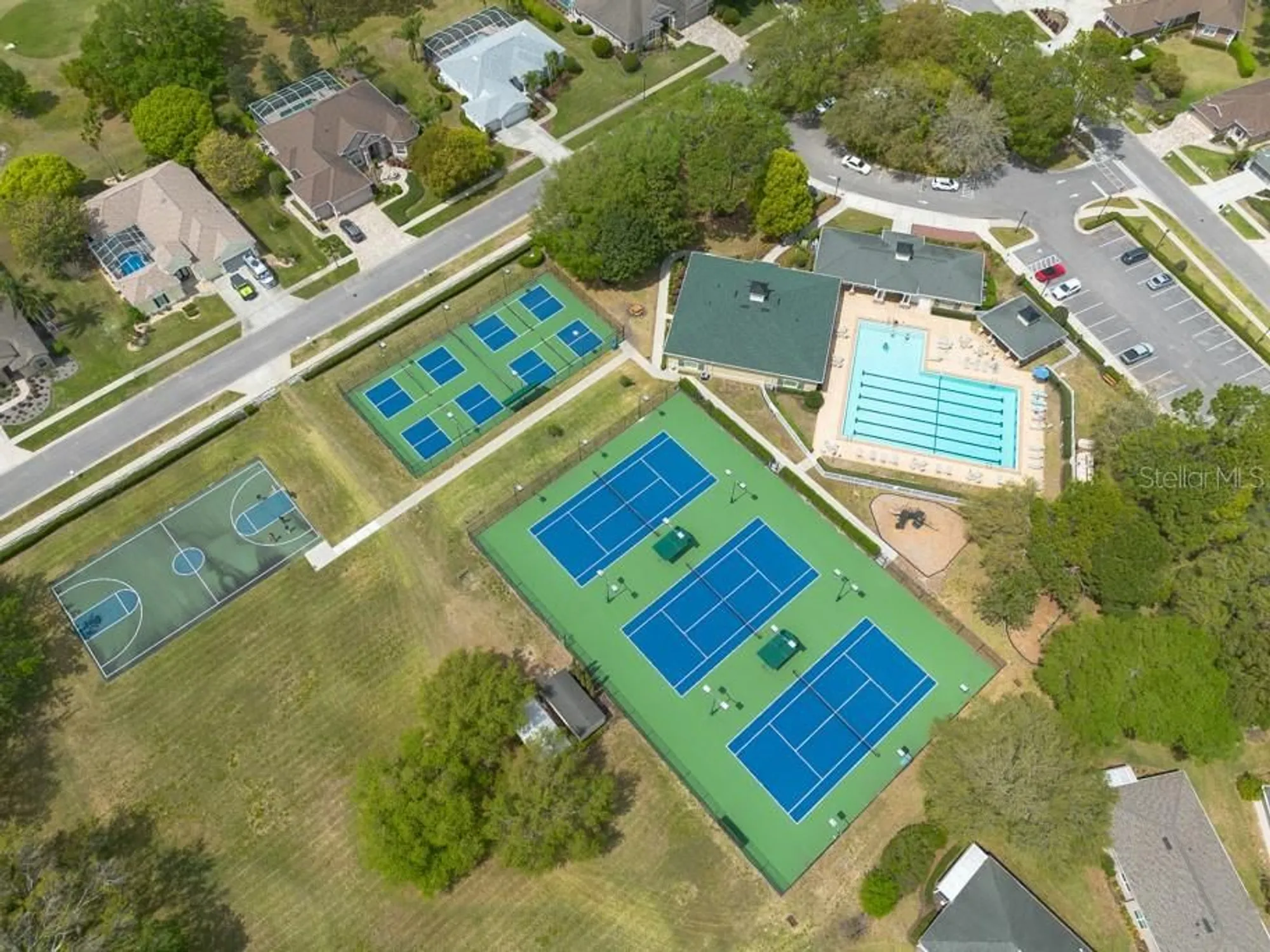 Property Slideshow image 46 of 47 | 5664 legend hills ln, Spring Hill, FL, 34609