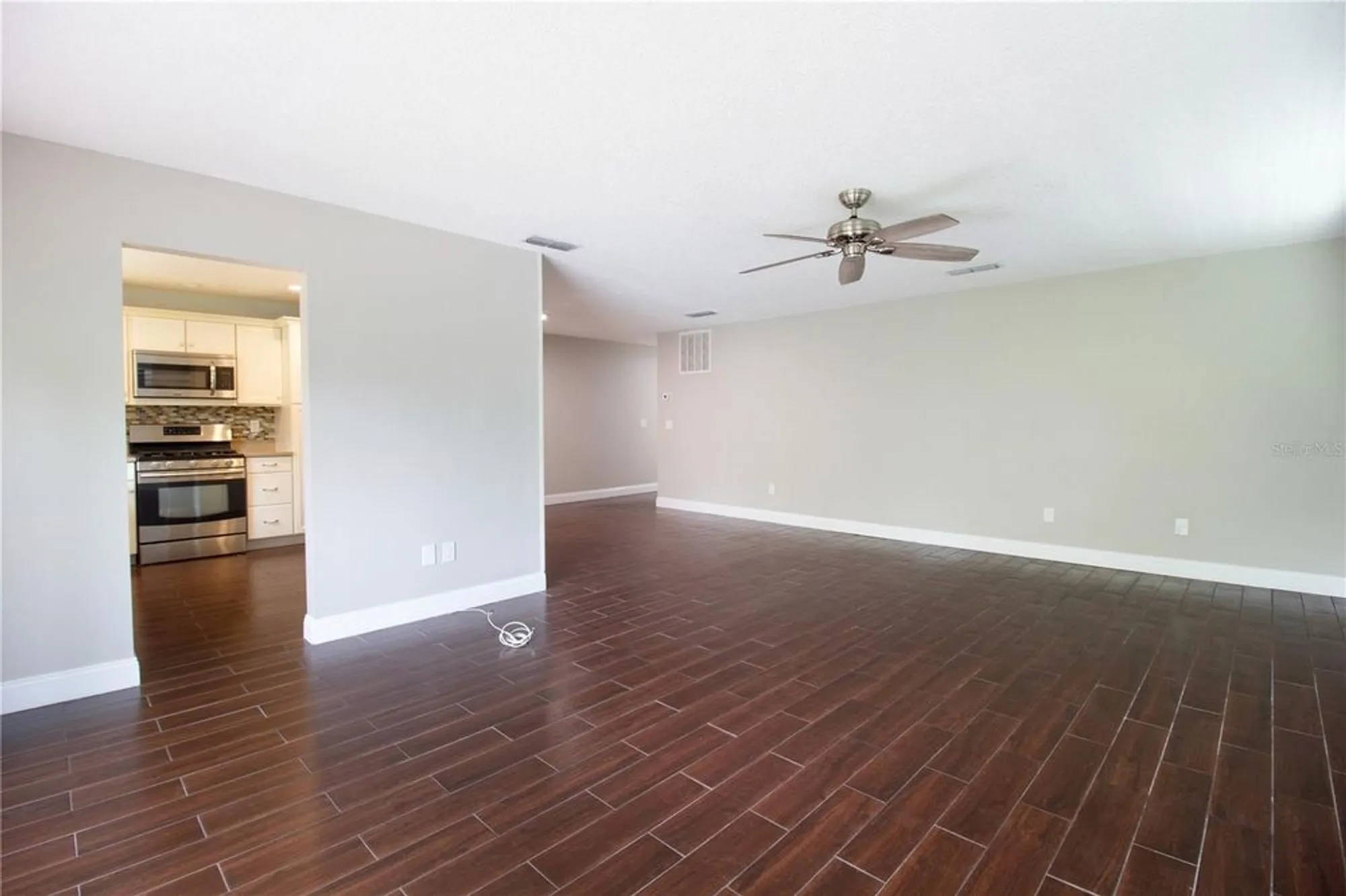 Property Slideshow image 10 of 35 | 6080 80th st n unit 201, St Petersburg, FL, 33709