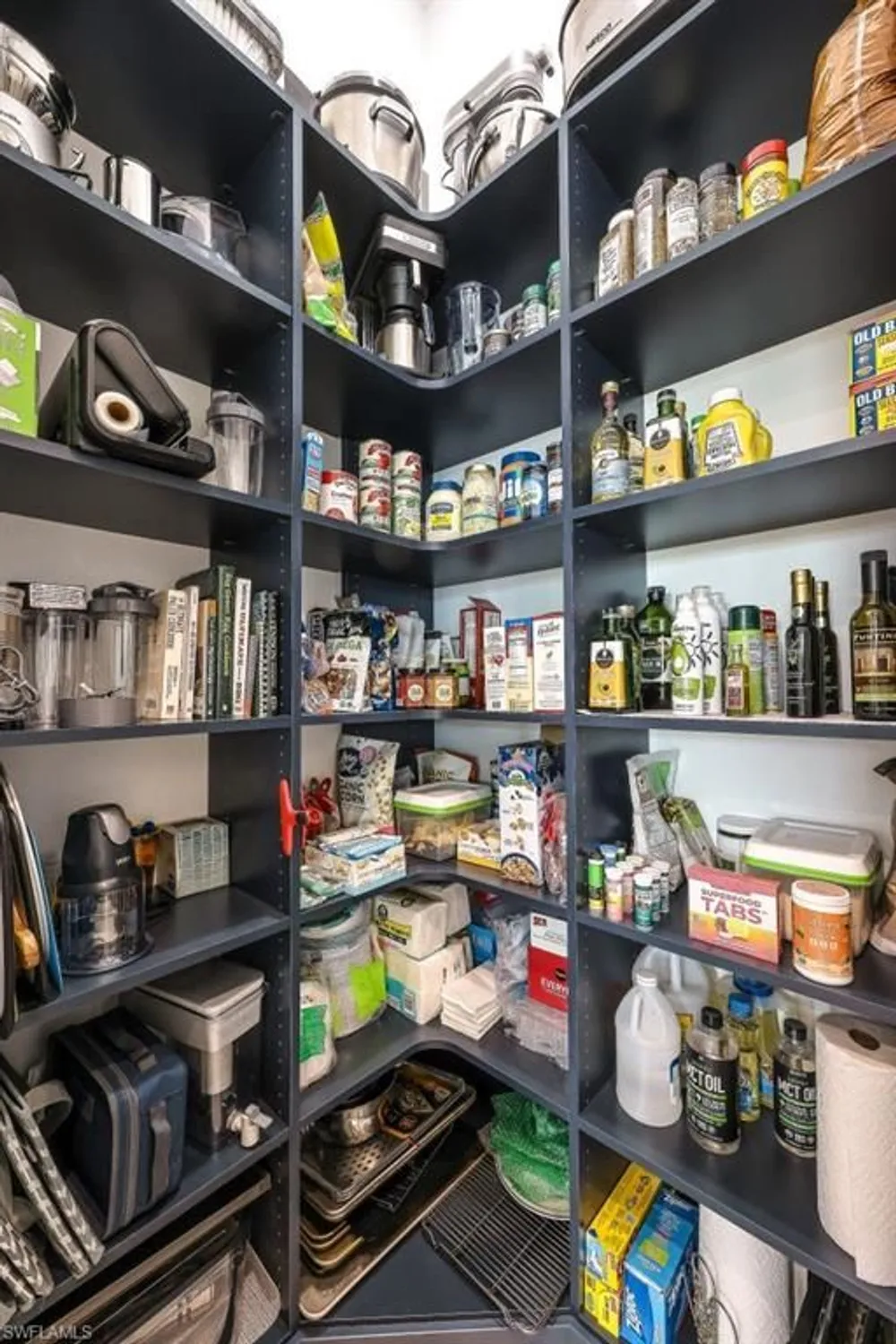 Property Slideshow image 16 of 48 | 18974 wildblue blvd, Fort Myers, FL, 33913