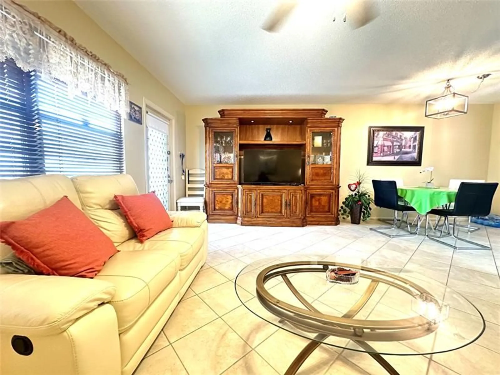 Property Slideshow image 4 of 68 | 4012 newport g # 4012, Deerfield Beach, FL, 33442