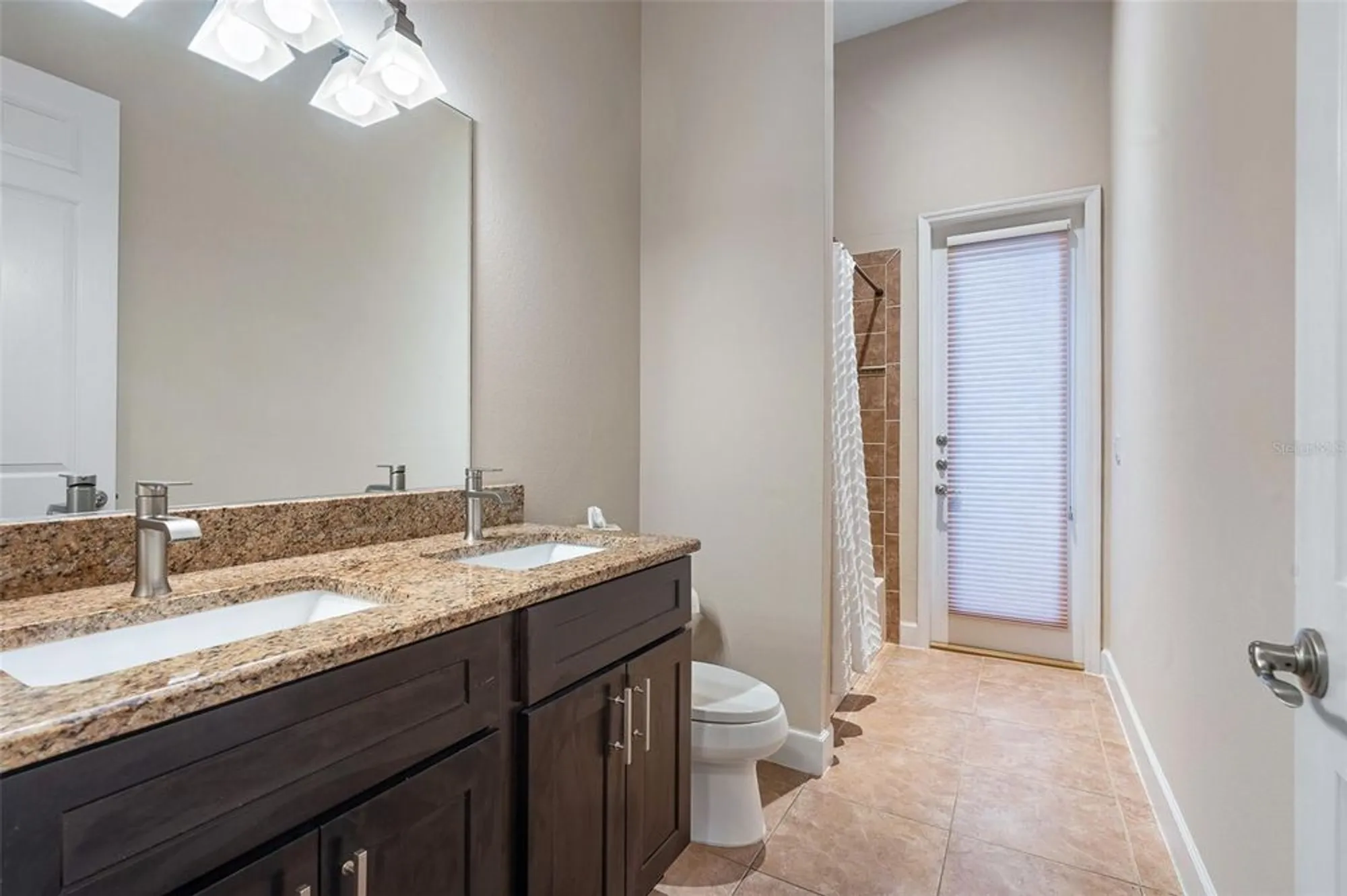 Property Slideshow image 33 of 88 | 945 stone lake dr, Ormond Beach, FL, 32174