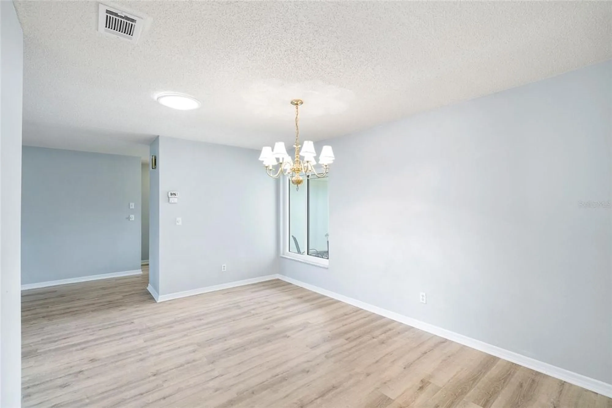 Property Slideshow image 11 of 33 | 1530 ingram dr # 1530, Sun City Center, FL, 33573