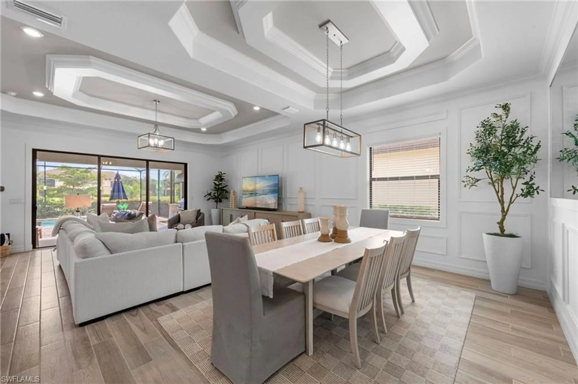 Property Slideshow image 15 of 49 | 28009 foxrock ct, Bonita Springs, FL, 34135