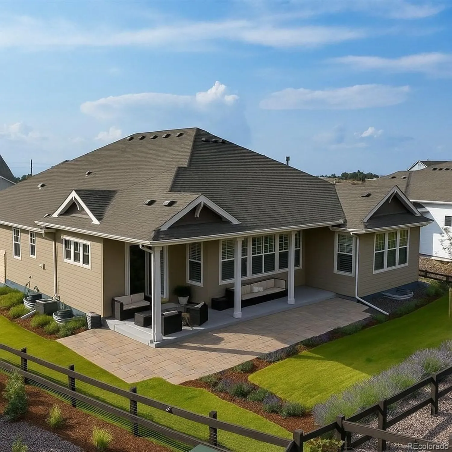 Property Slideshow image 25 of 37 | 8890 s quatar ct, Aurora, CO, 80016