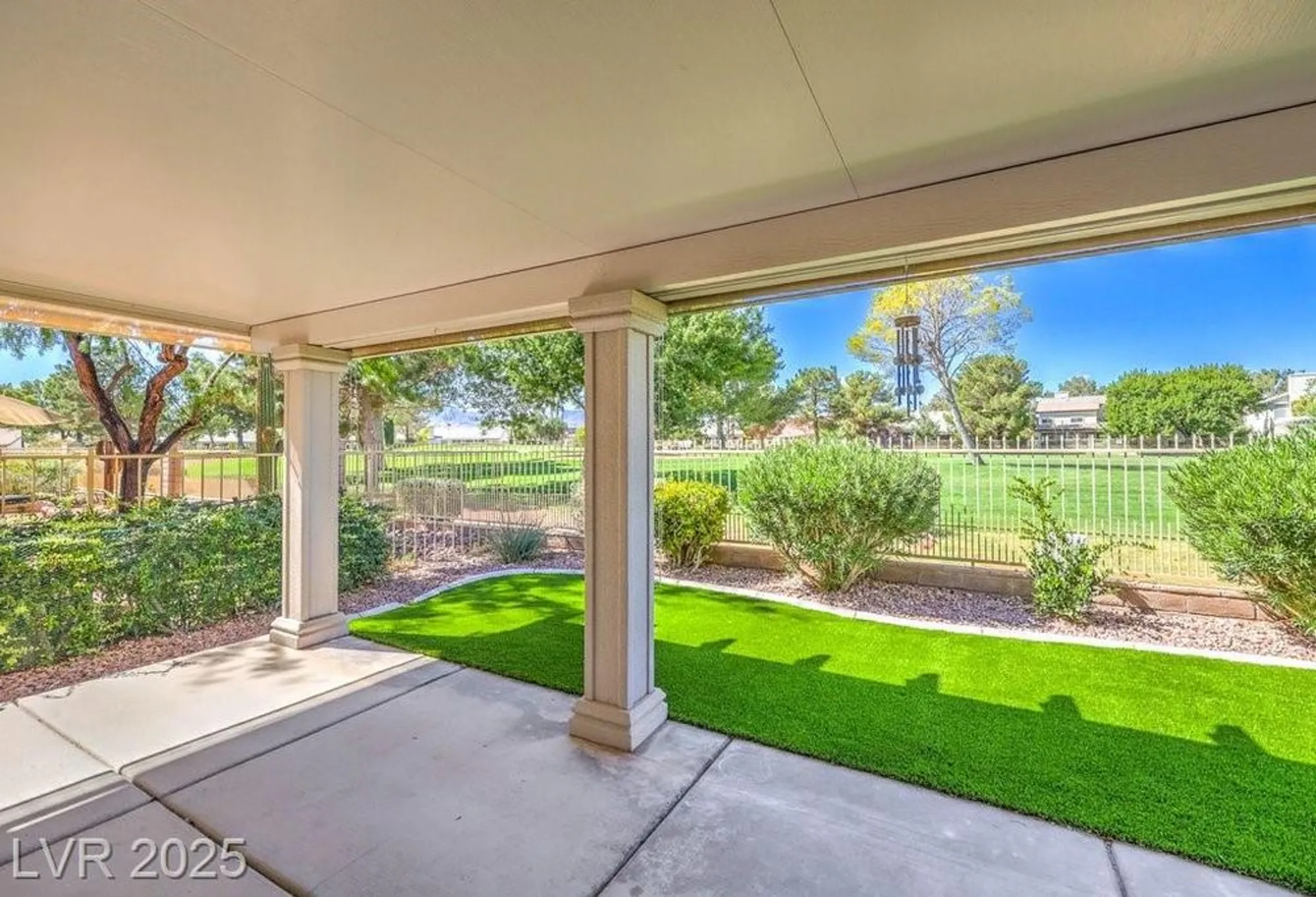 Property Slideshow image 20 of 63 | 5433 honey mesquite ln, Las Vegas, NV, 89130