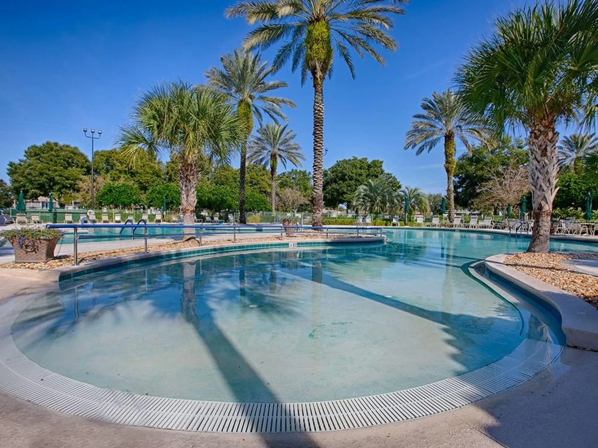 Property Slideshow image 36 of 42 | 27400 stoney brook dr, Leesburg, FL, 34748