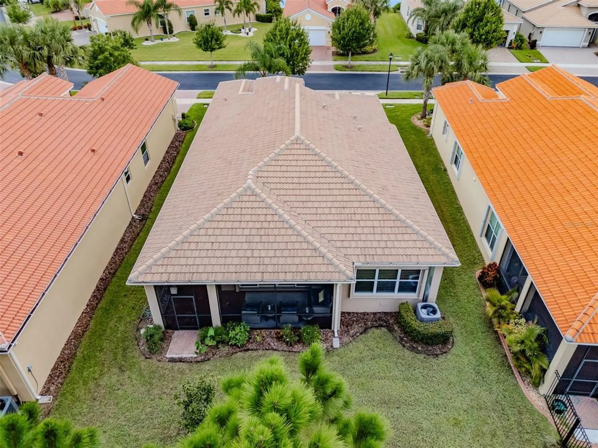 Property Slideshow image 47 of 92 | 4820 grand banks dr, Wimauma, FL, 33598