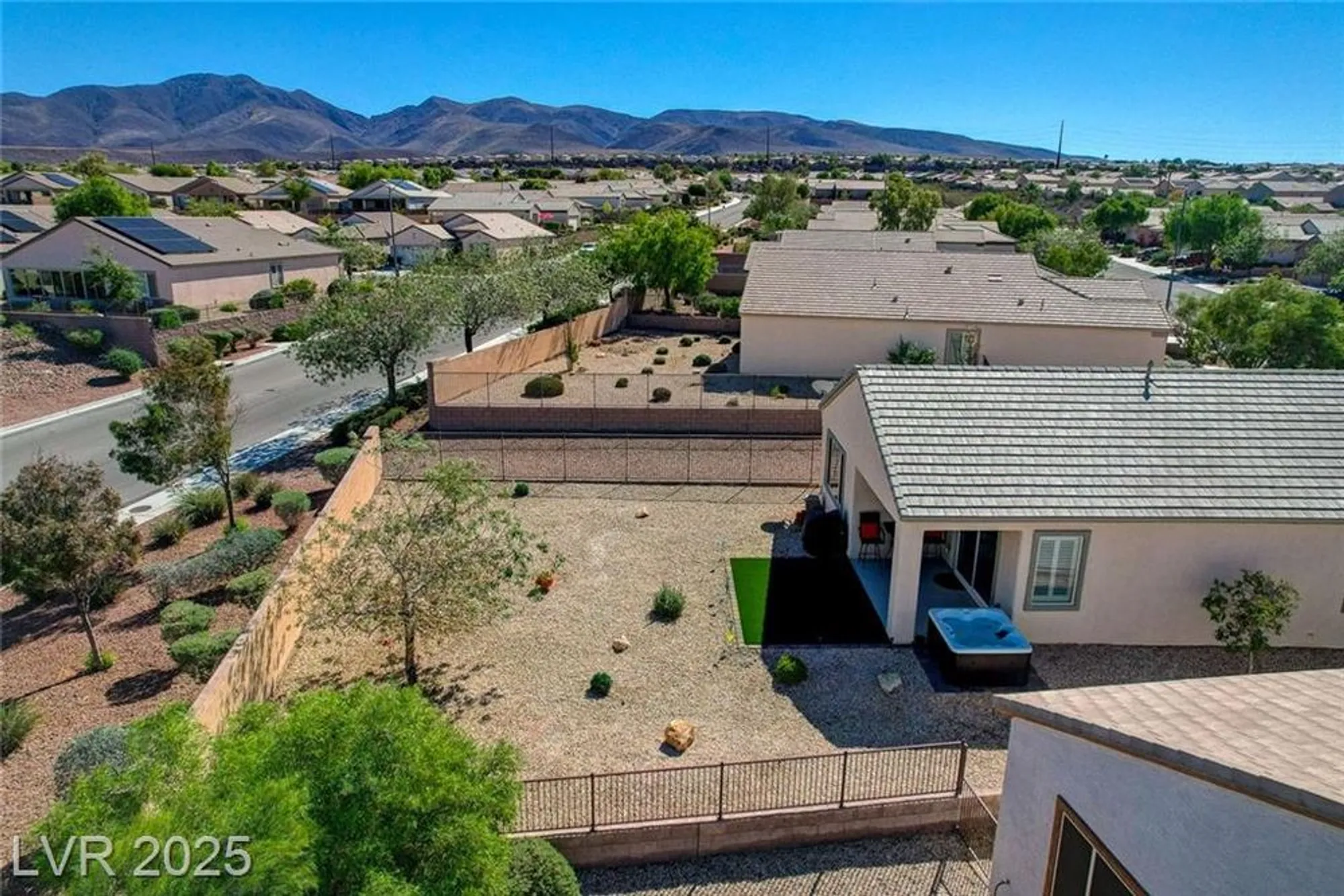 Property Slideshow image 53 of 72 | 2576 binary stars st, Henderson, NV, 89044