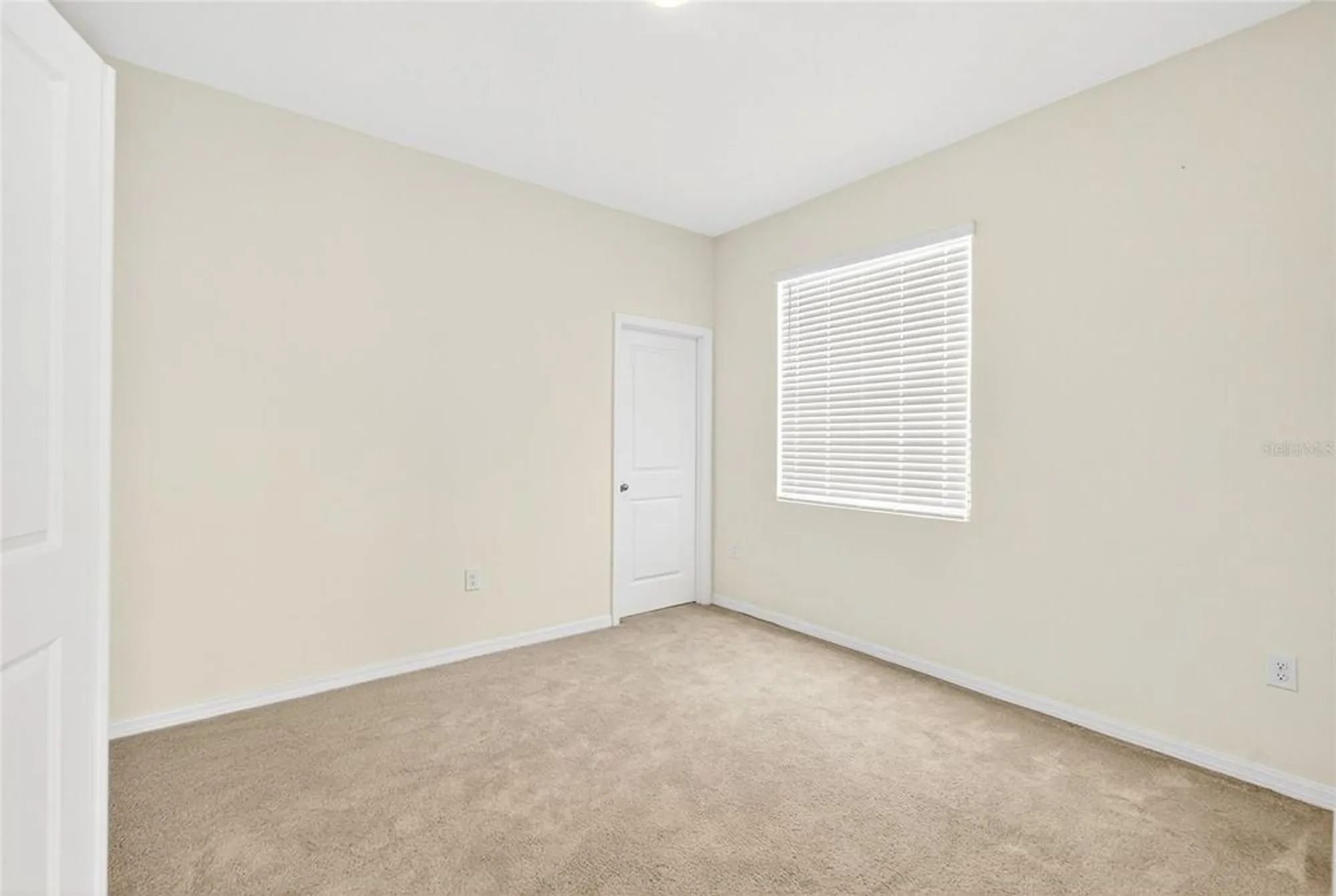 Property Slideshow image 13 of 28 | 5365 nw 46th lane rd, Ocala, FL, 34482