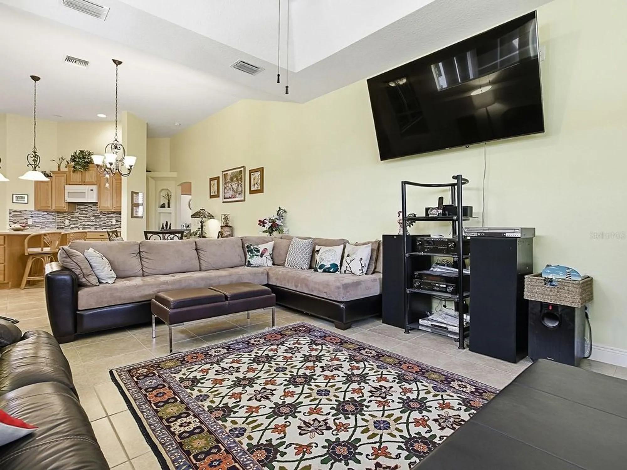 Property Slideshow image 22 of 66 | 17627 se 88th covington cir, The Villages, FL, 32162