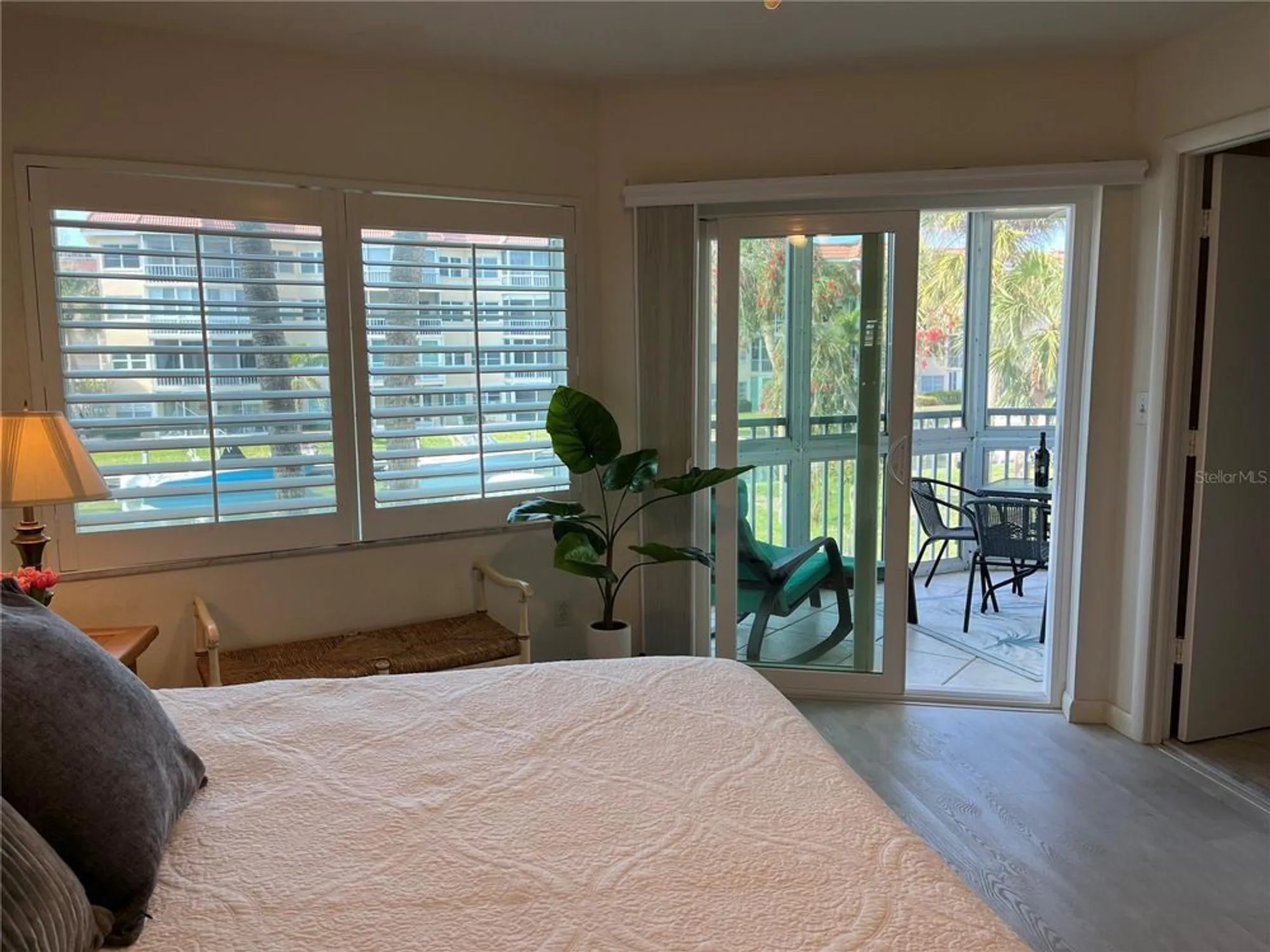 Property Slideshow image 26 of 32 | 1257 s portofino dr apt 208, Sarasota, FL, 34242