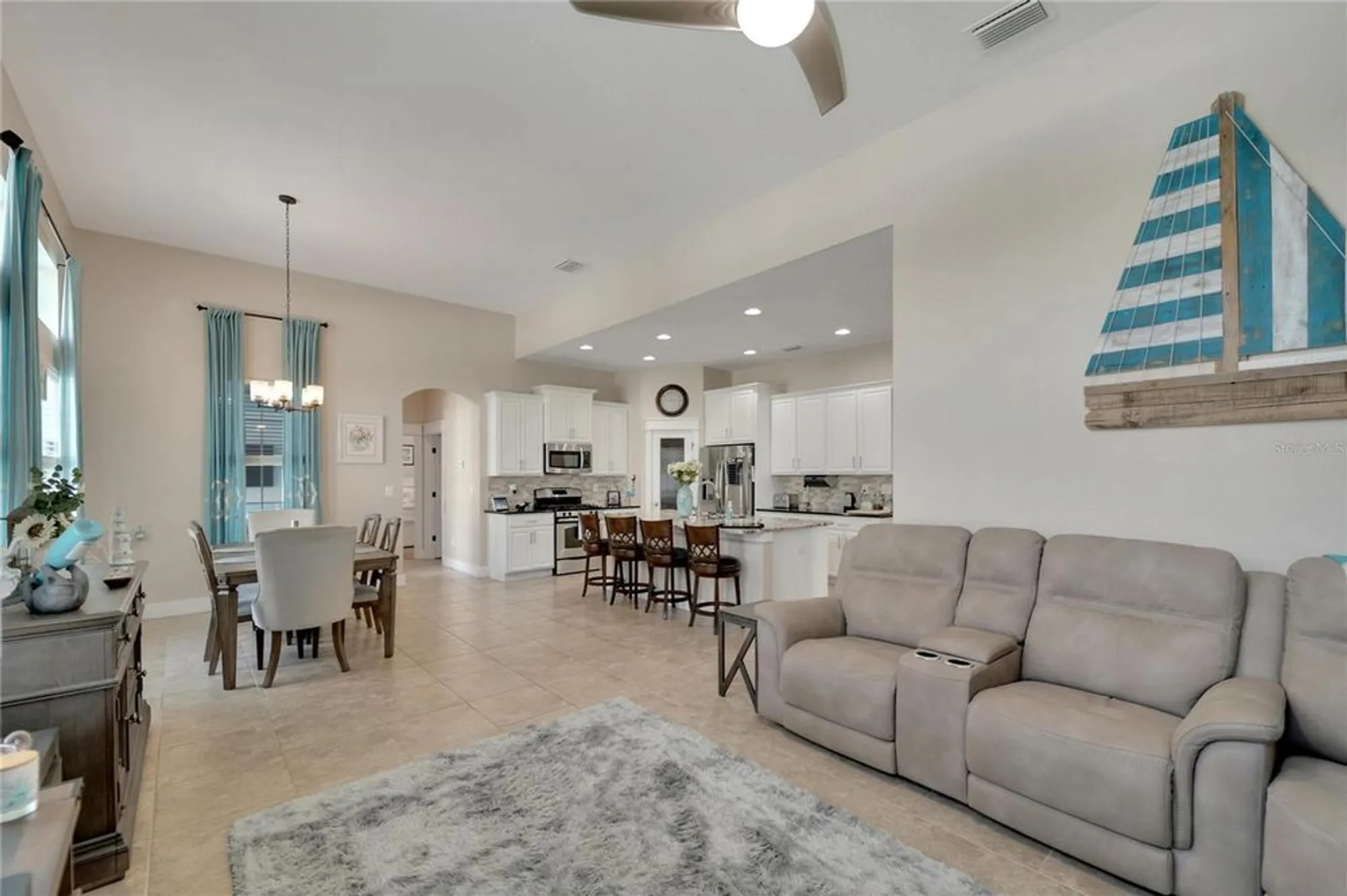 Property Slideshow image 22 of 60 | 527 manns harbor dr, Apollo Beach, FL, 33572