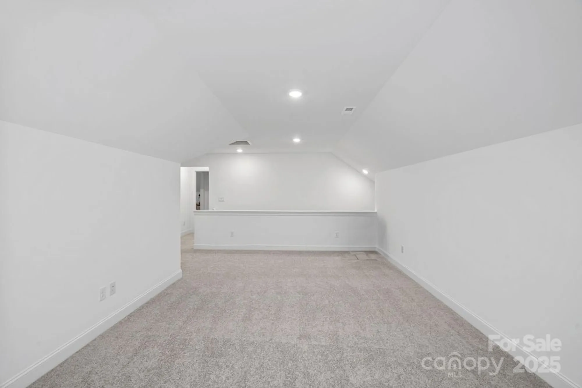 Property Slideshow image 34 of 39 | 218 alenda lux cir, Mooresville, NC, 28115