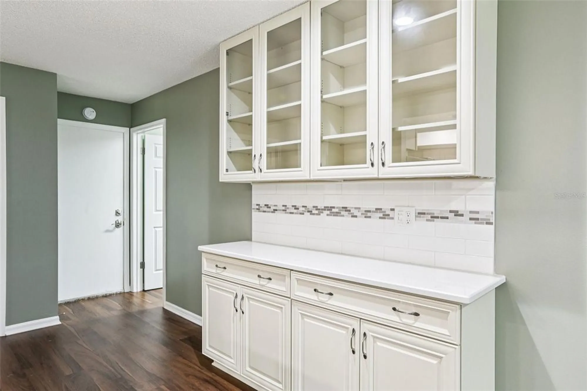 Property Slideshow image 27 of 72 | 1812 new bedford dr, Sun City Center, FL, 33573