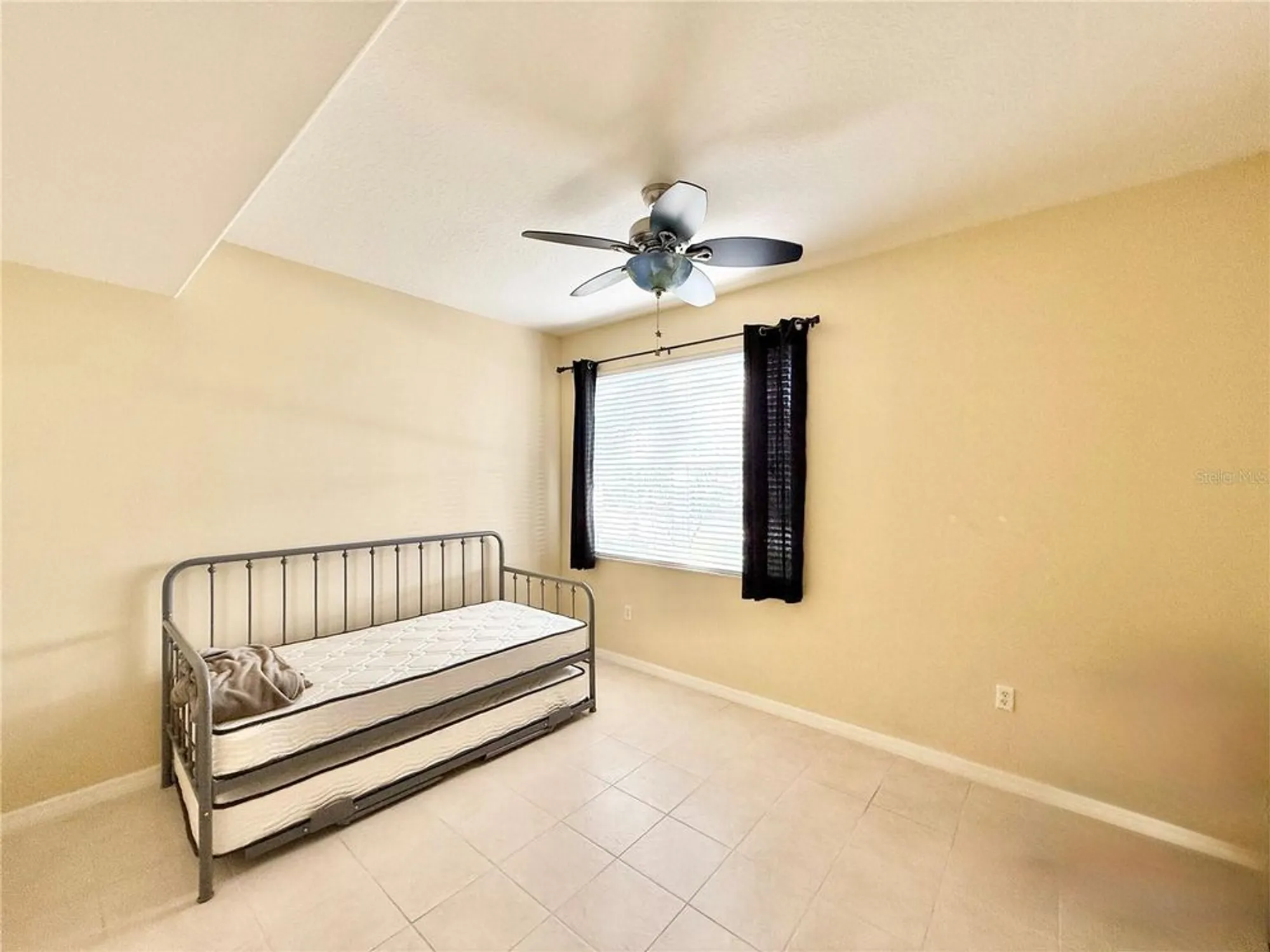 Property Slideshow image 32 of 42 | 3850 serenade ln # 3850, Lakeland, FL, 33811