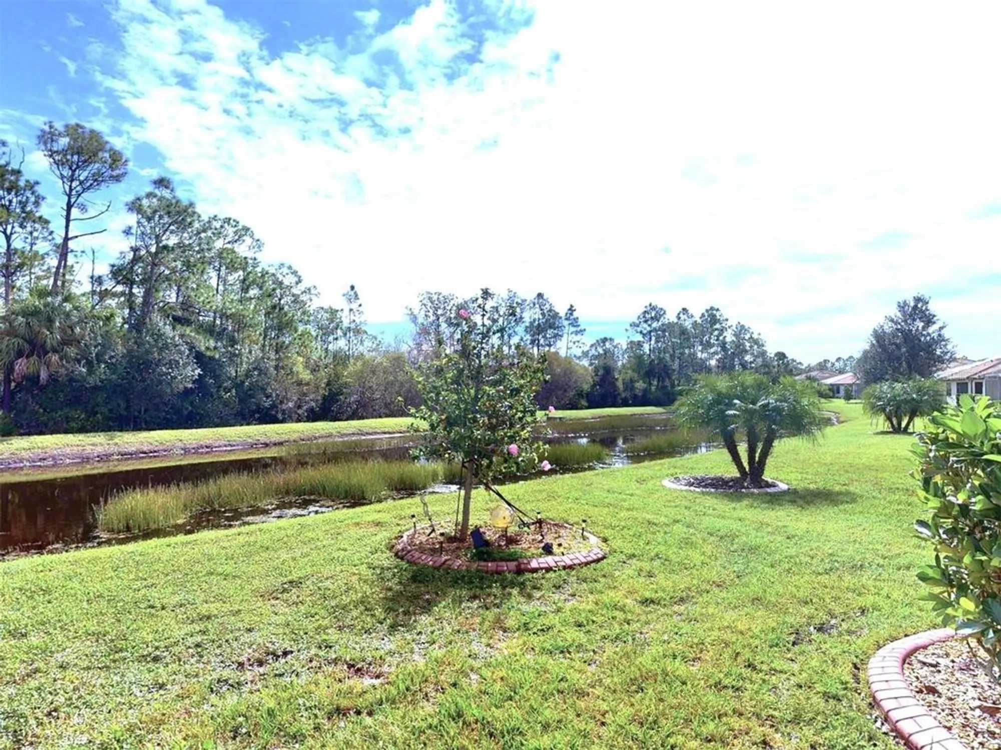 Property Slideshow image 80 of 98 | 2444 daisy dr, North Port, FL, 34289