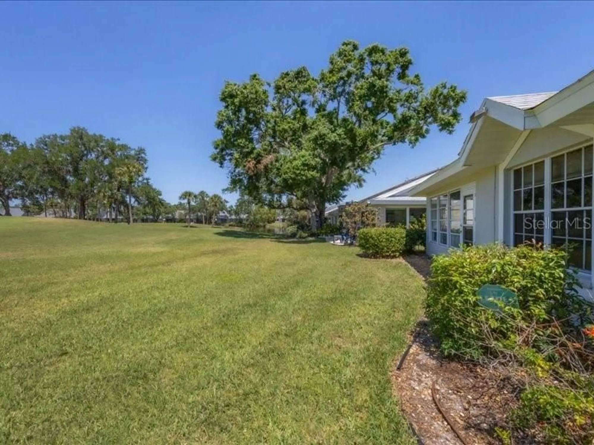 Property Slideshow image 32 of 54 | 7724 palm aire ln, Sarasota, FL, 34243