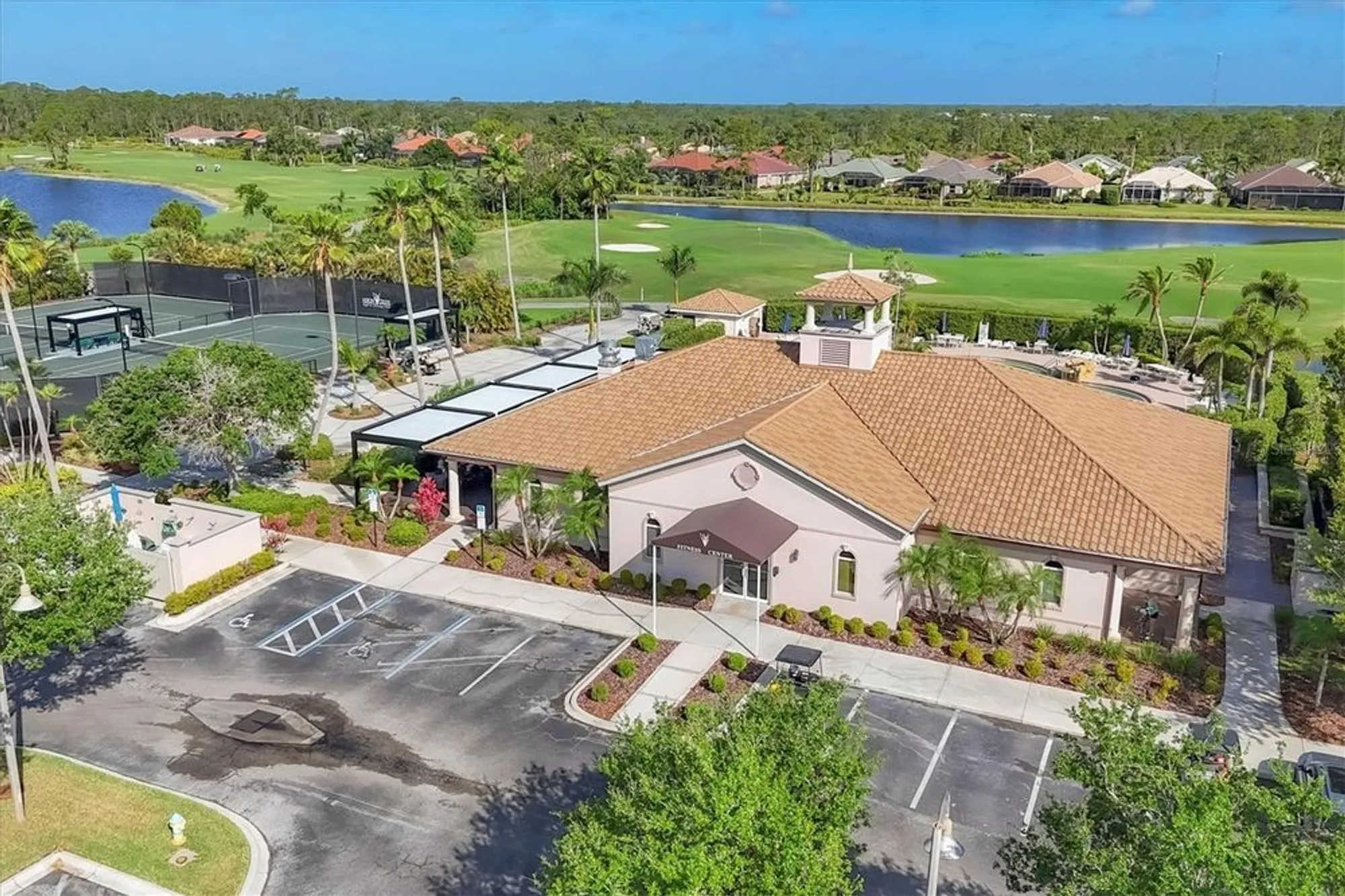 Property Slideshow image 33 of 68 | 4827 whispering oaks dr, North Port, FL, 34287