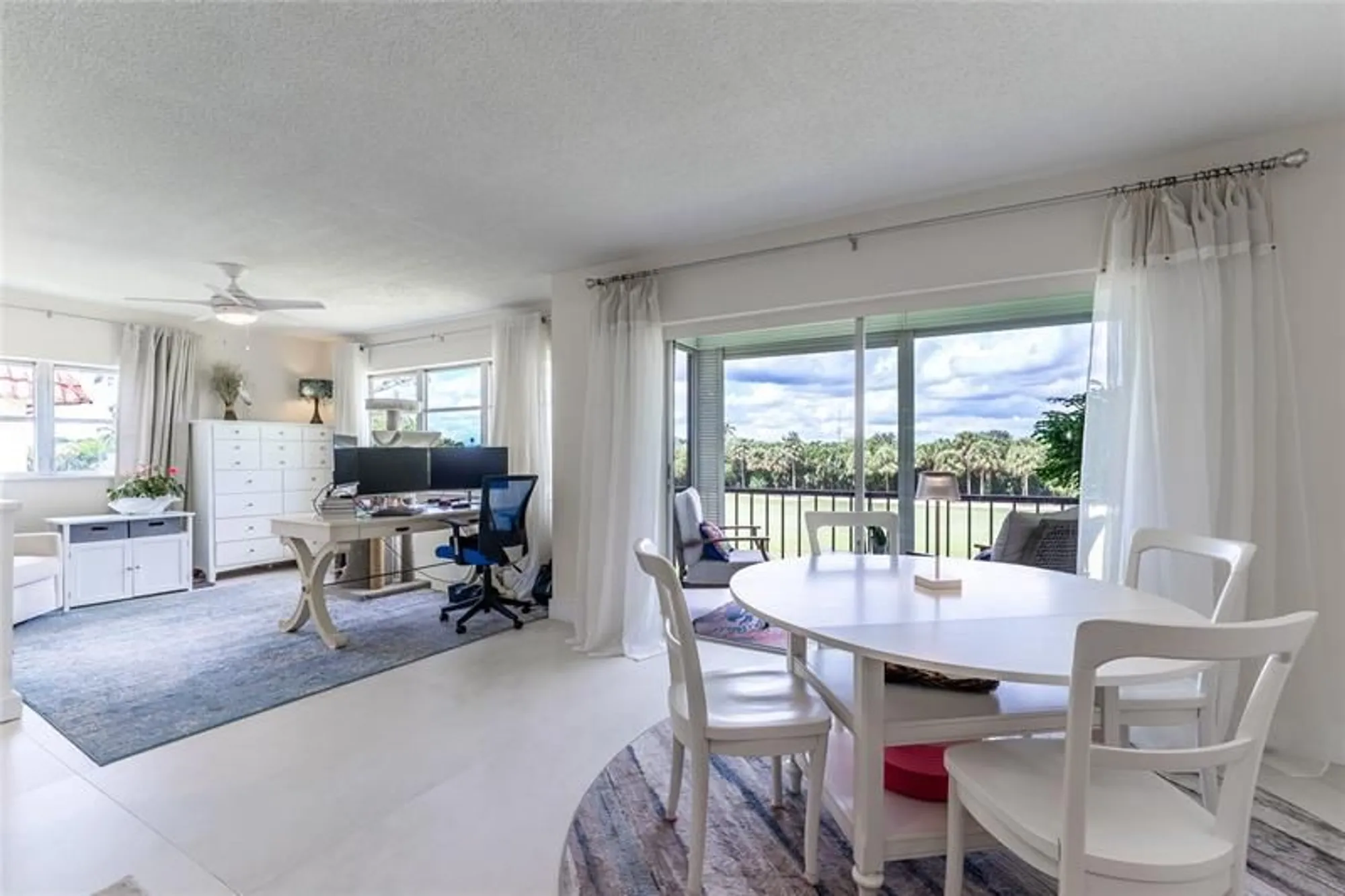 Property Slideshow image 12 of 61 | 9411 n hollybrook lake dr 310, Pembroke Pines, FL, 33025