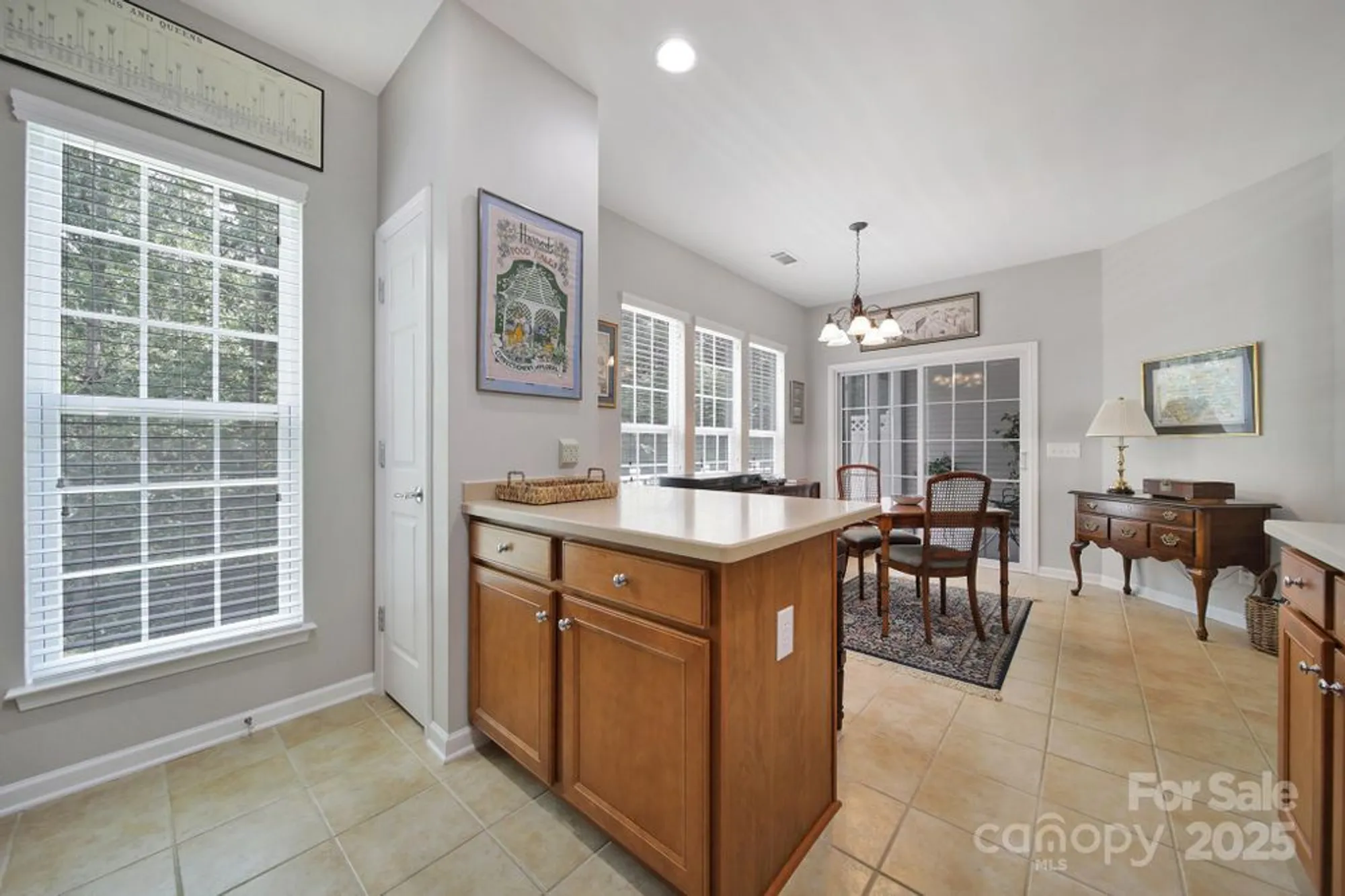 Property Slideshow image 14 of 38 | 2022 hudson ln, Indian Land, SC, 29707