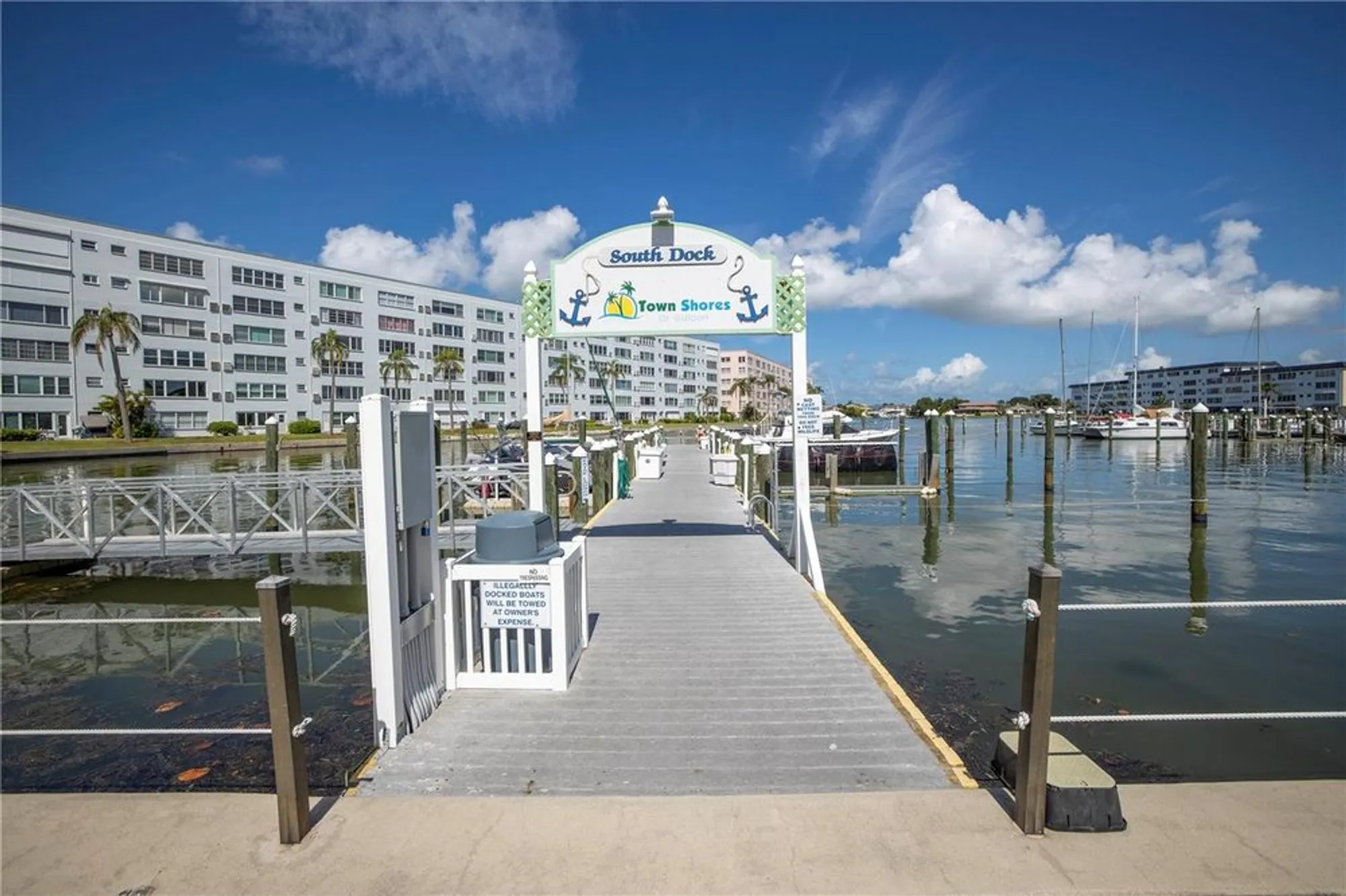 Property Slideshow image 23 of 46 | 5840 30th ave 208, Gulfport, FL, 33707