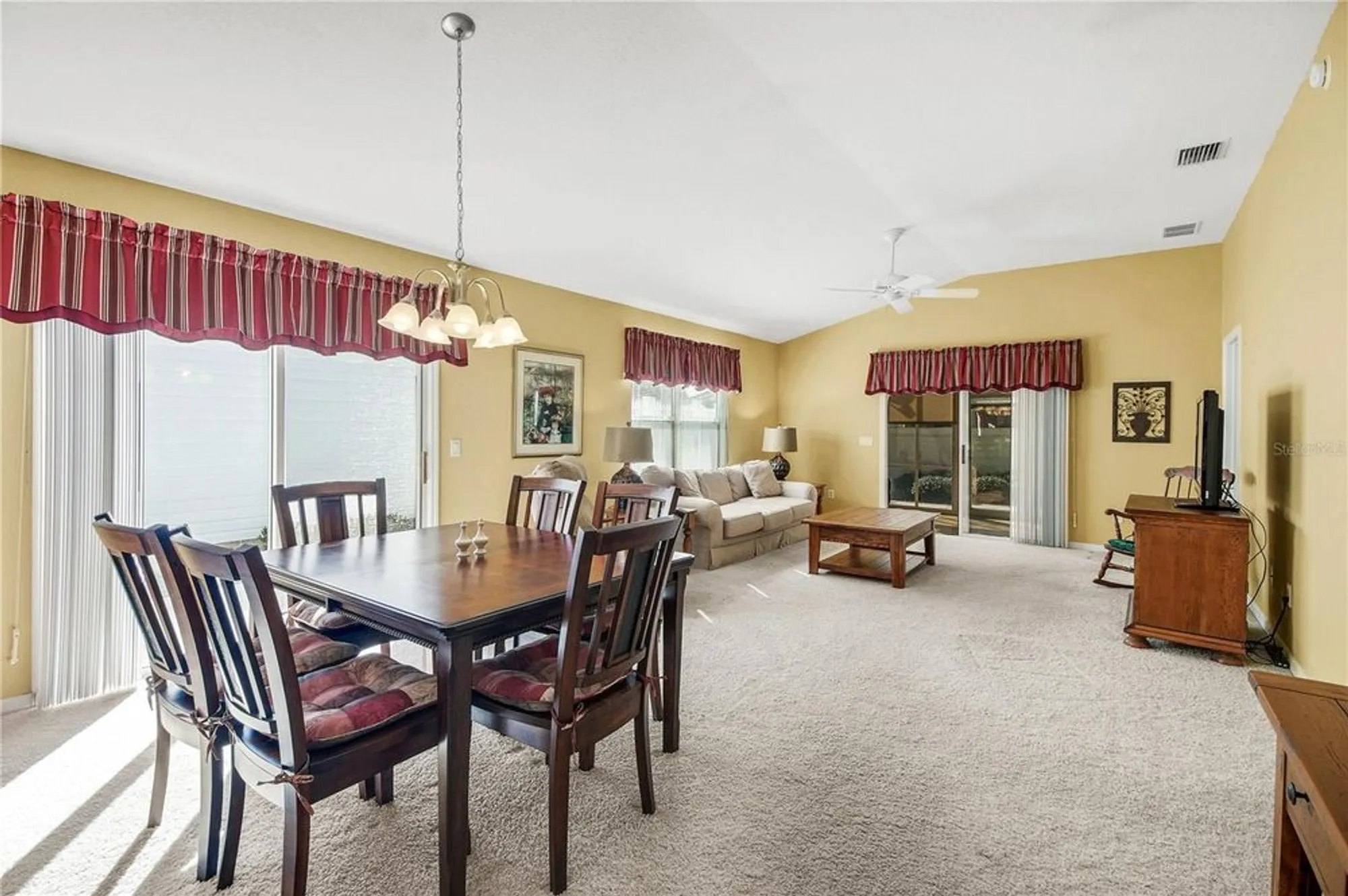 Property Slideshow image 7 of 45 | 438 grovewood pl, The Villages, FL, 32162