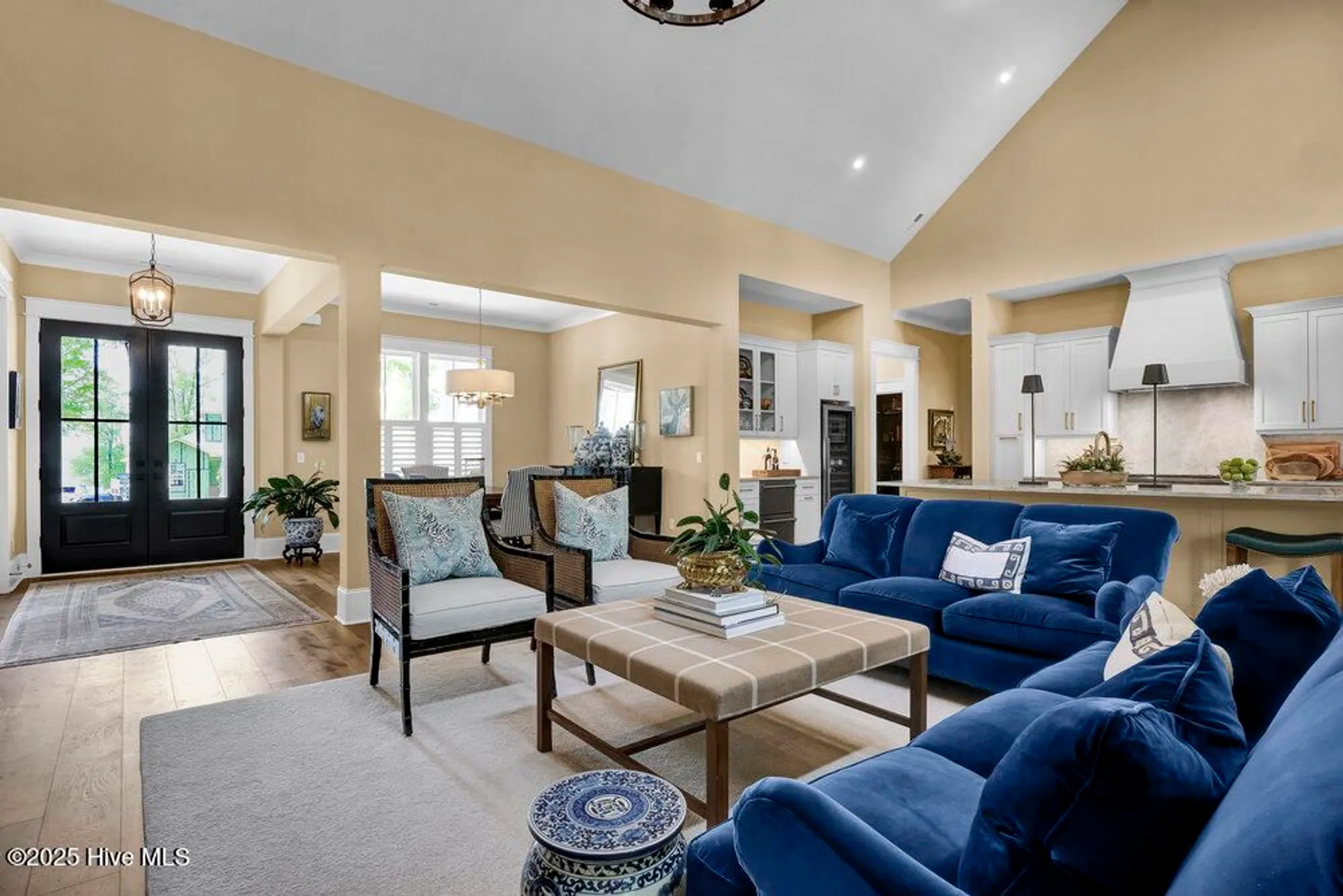 Property Slideshow image 12 of 112 | 3722 white cliffs dr, Castle Hayne, NC, 28429