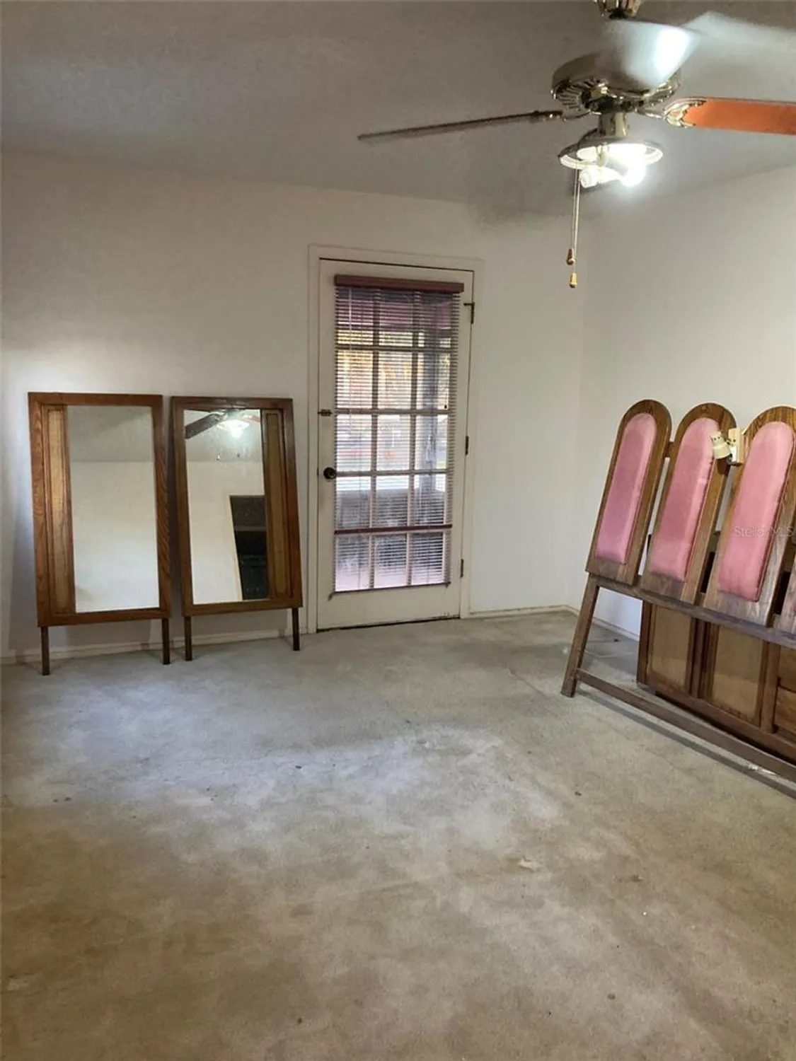 Property Slideshow image 38 of 52 | 8198 terrace garden dr n unit 211, St Petersburg, FL, 33709