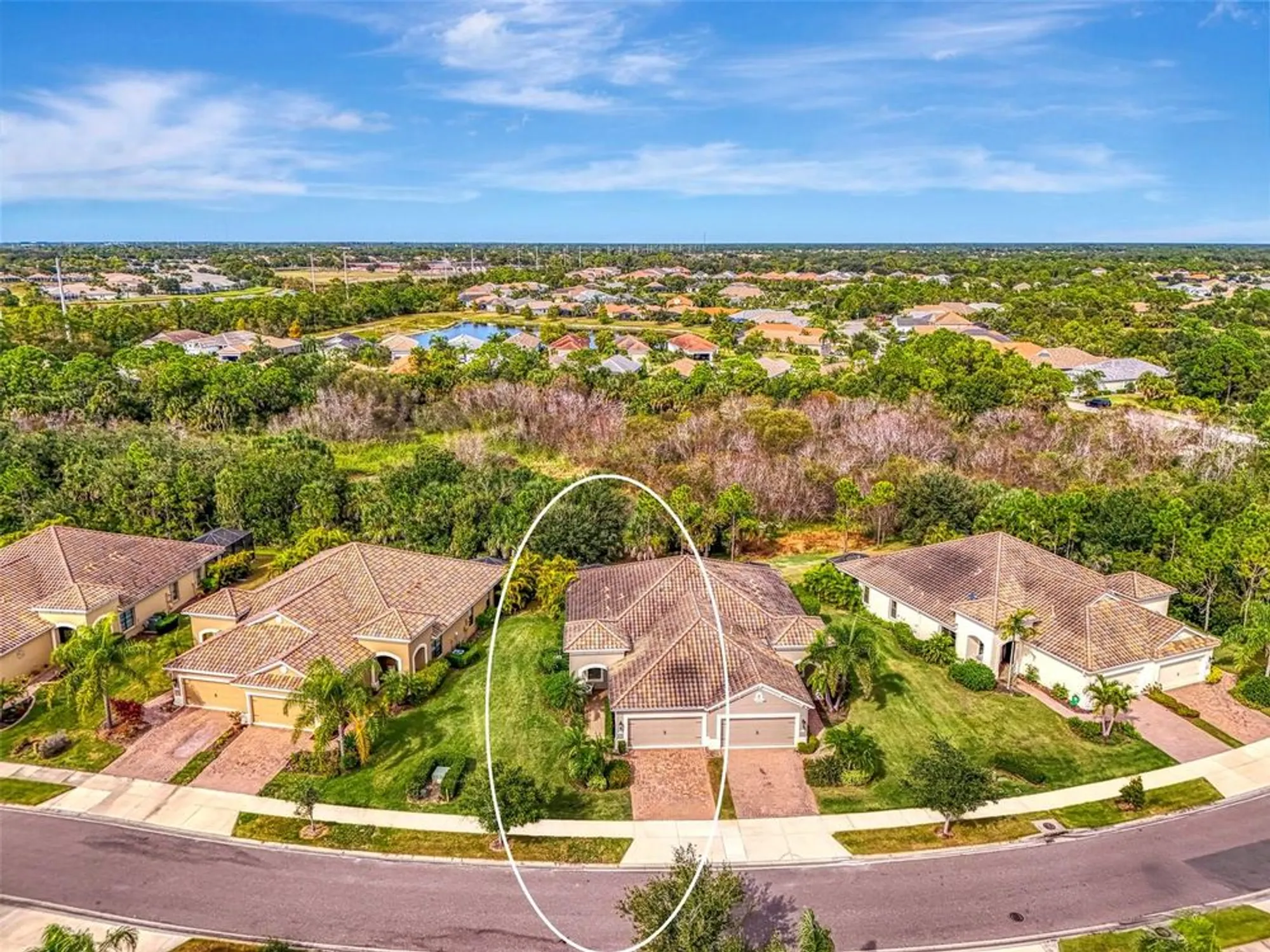 Property Slideshow image 2 of 89 | 11413 okaloosa dr, Venice, FL, 34293